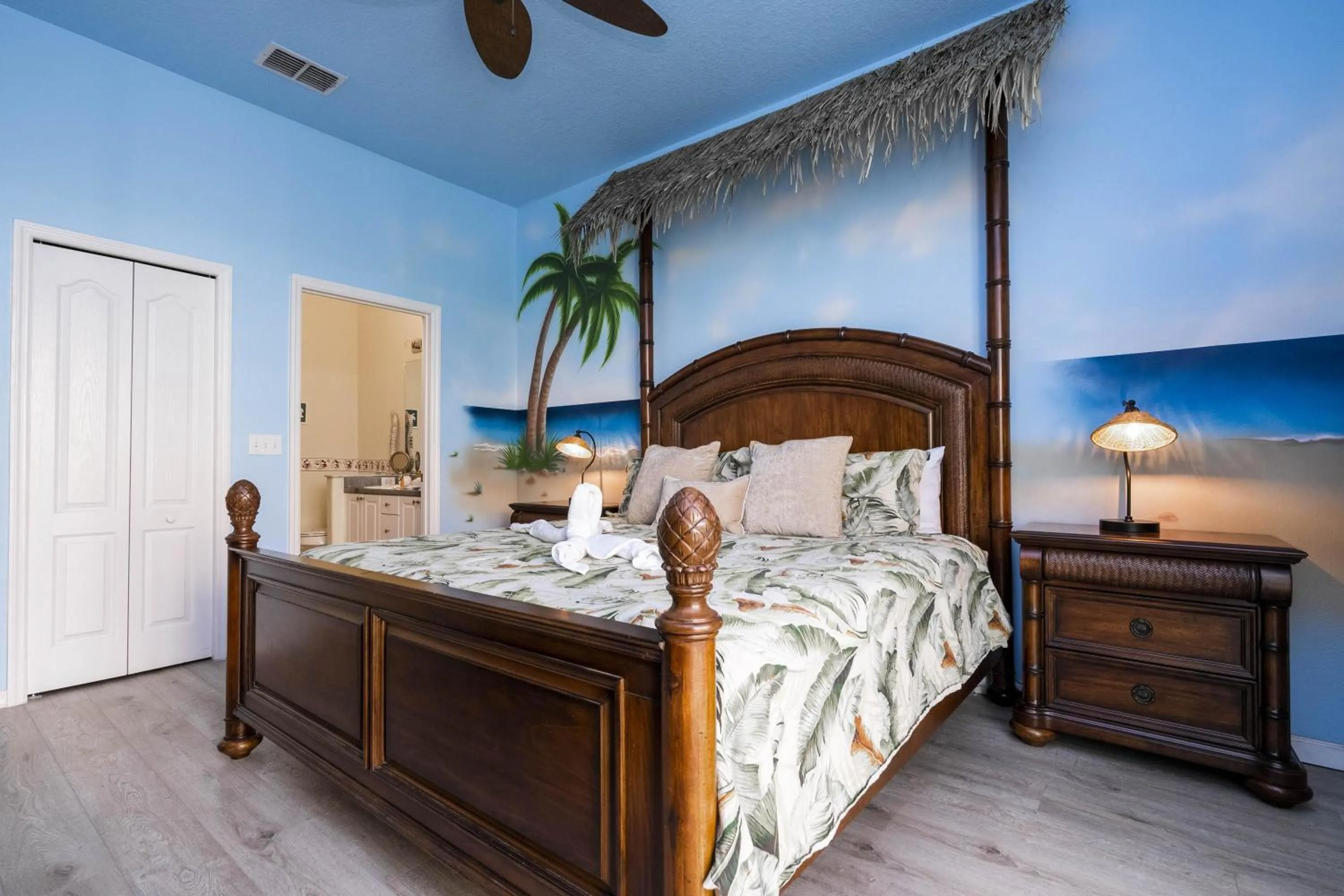 Bed in Marvelous 4Bd Close to Disney w Pool at 313 Tuscan Hills