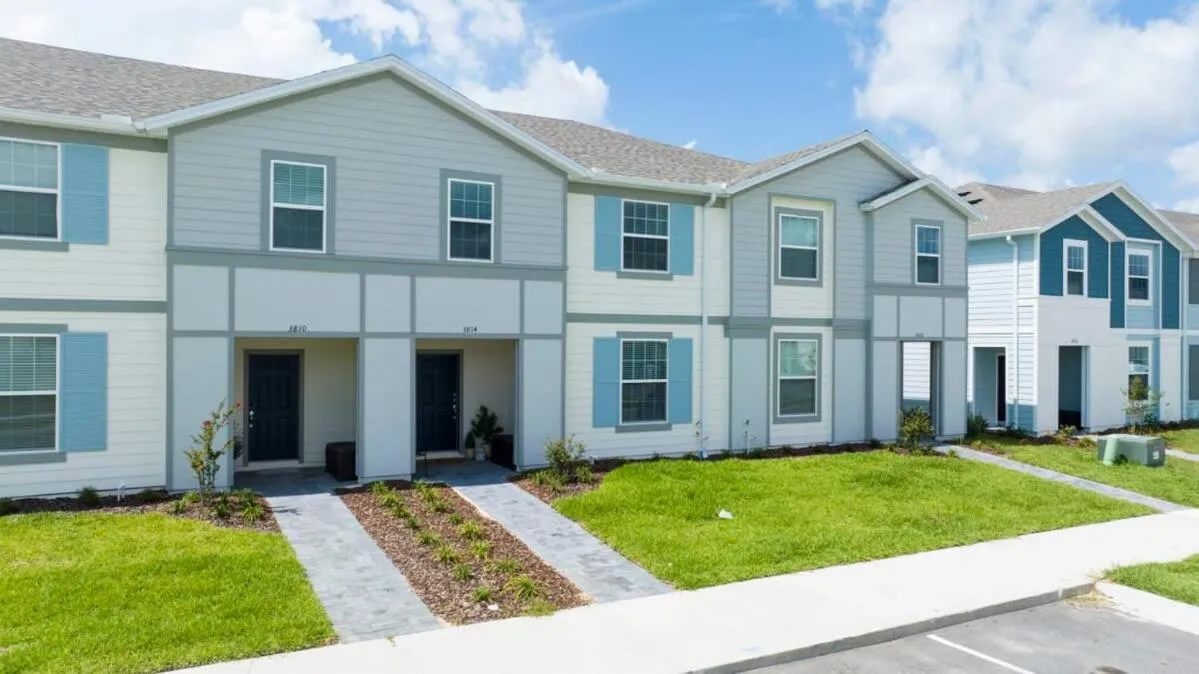 Stunning 5Bd w Pool at Windsor Island Resort 3814