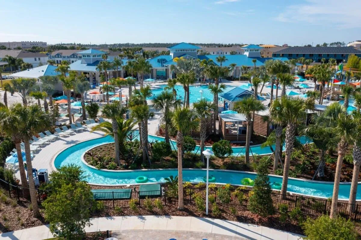 Stunning 5Bd w Pool at Windsor Island Resort 3814