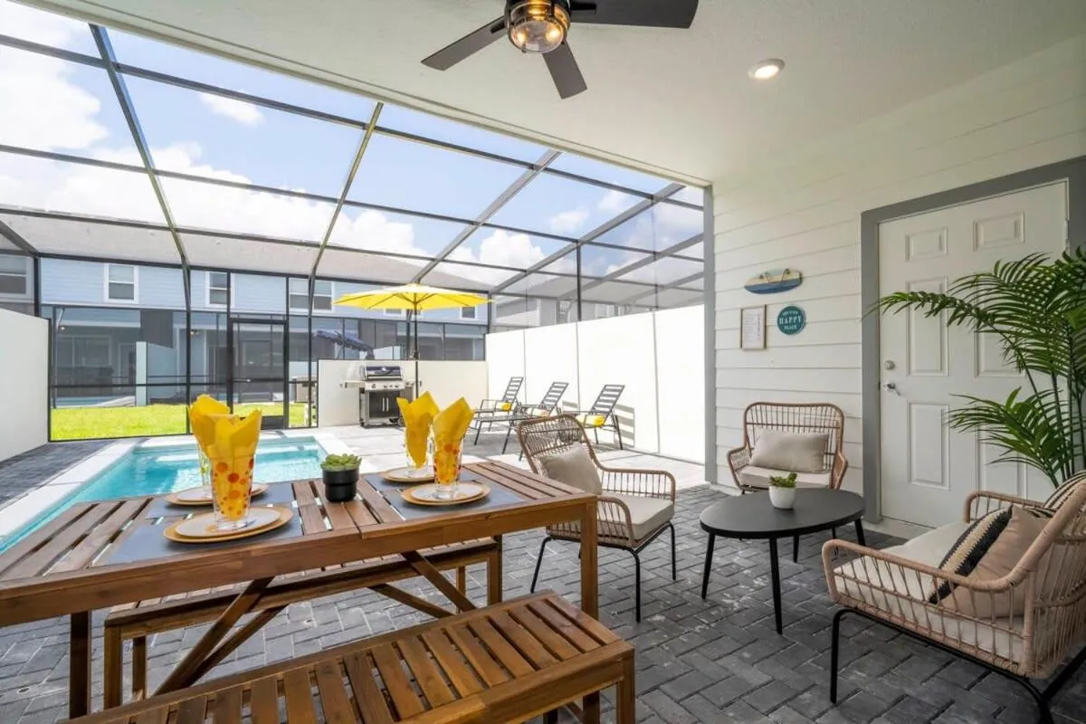 Stunning 5Bd w Pool at Windsor Island Resort 3814