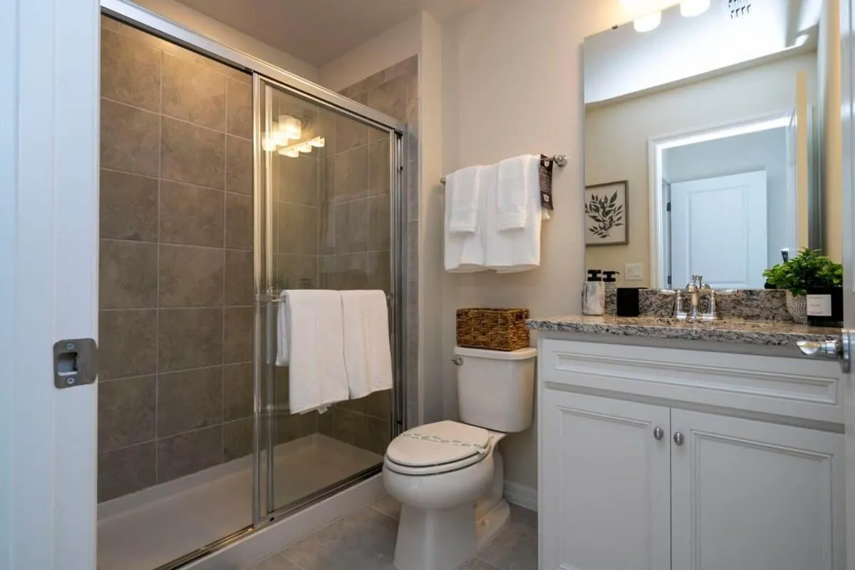 Stunning 5Bd w Pool at Windsor Island Resort 3814