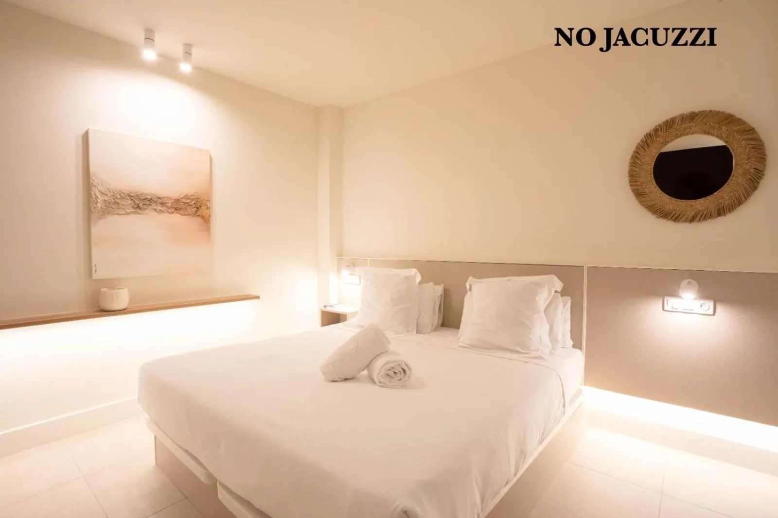 Bed in Reina Victoria Velázquez