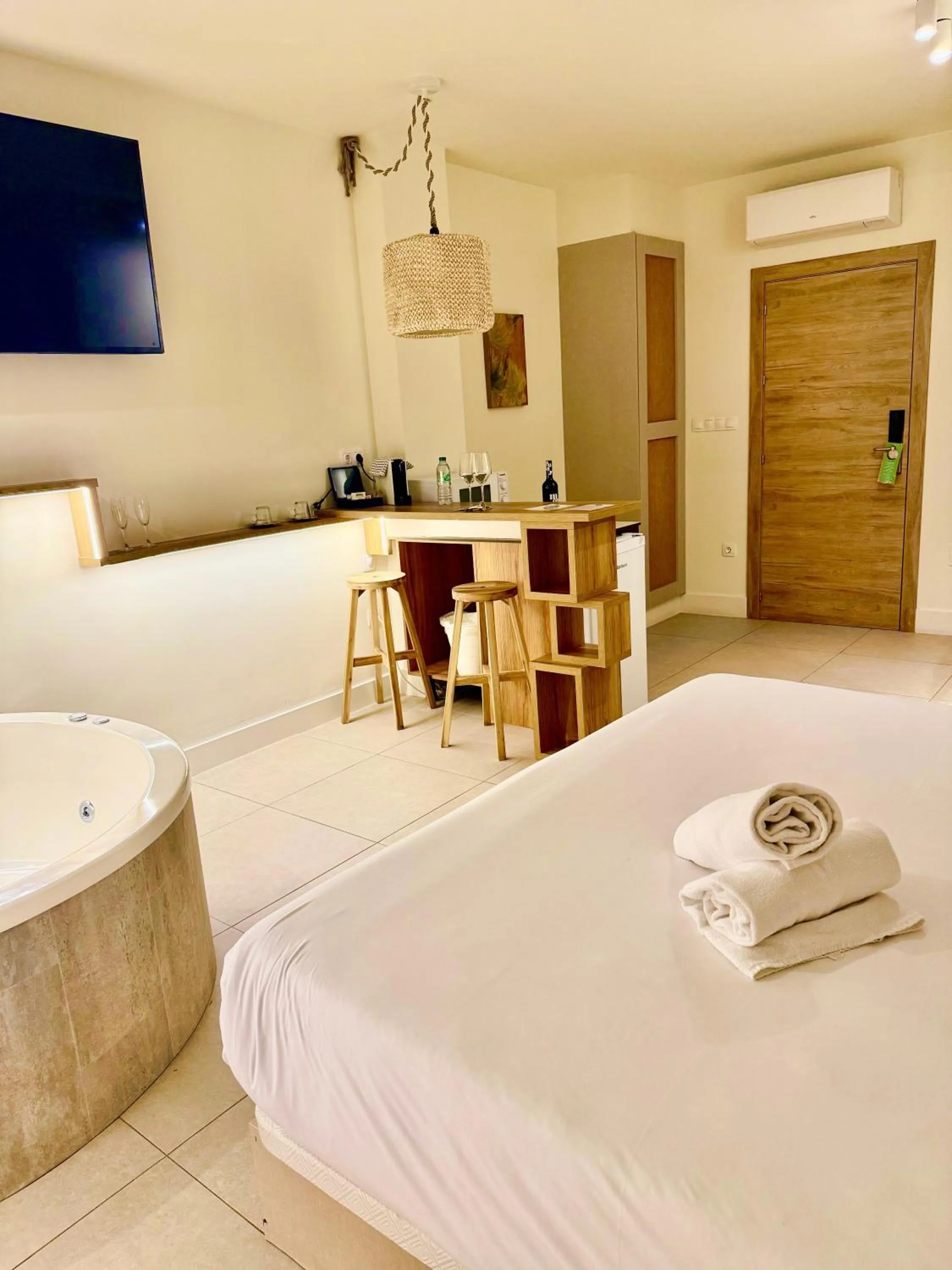 Bed in Reina Victoria Velázquez