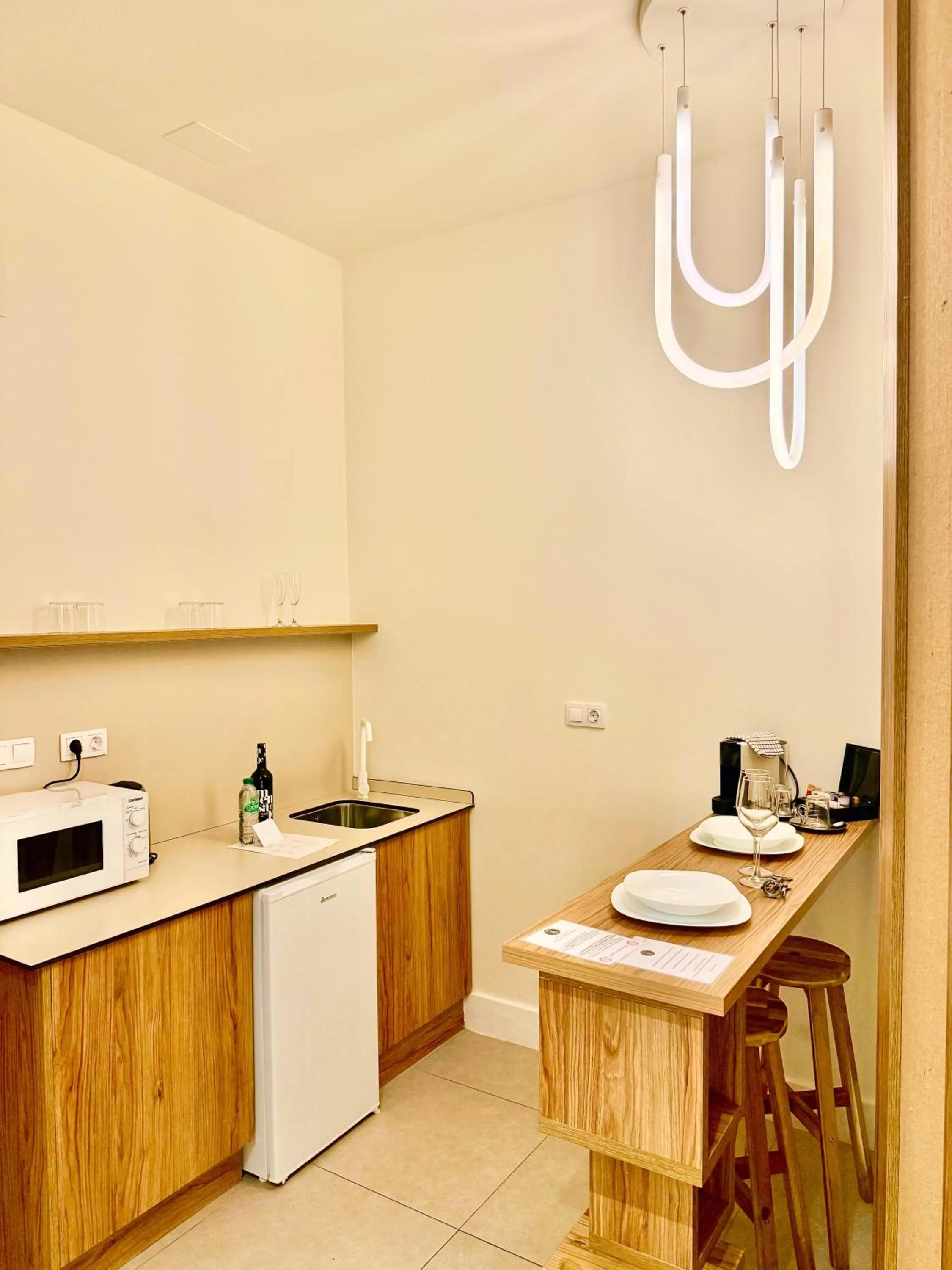 microwave in Reina Victoria Velázquez