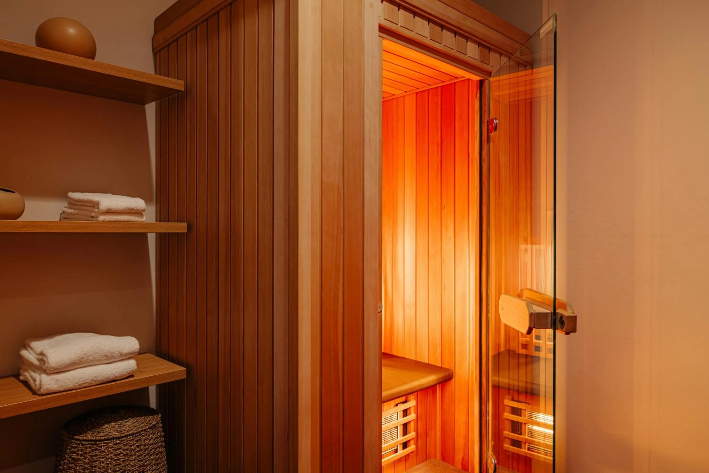 Sauna in Leonardo Hotel Groningen City Center