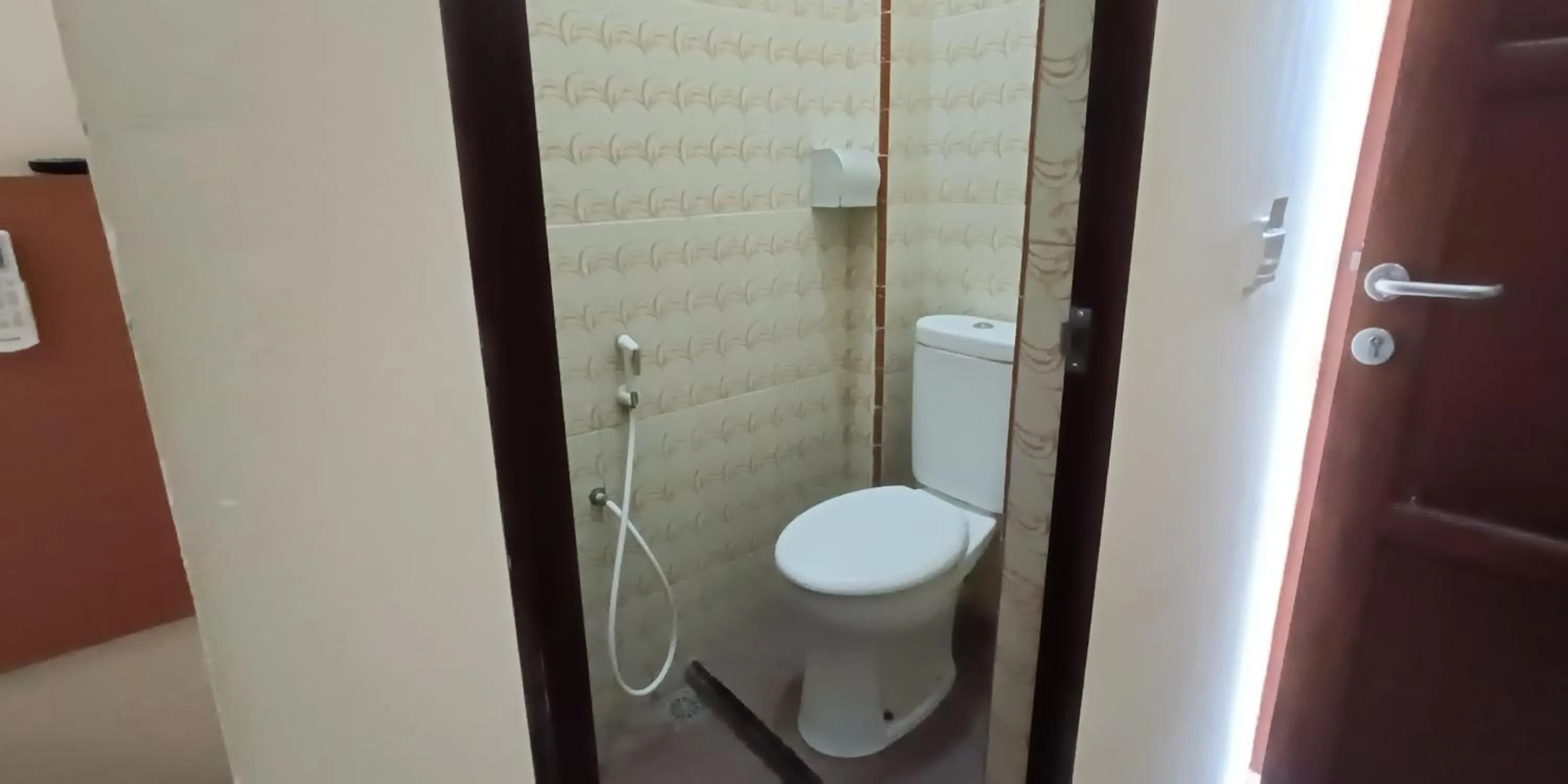 Shower in Hotel Manggasa Makale