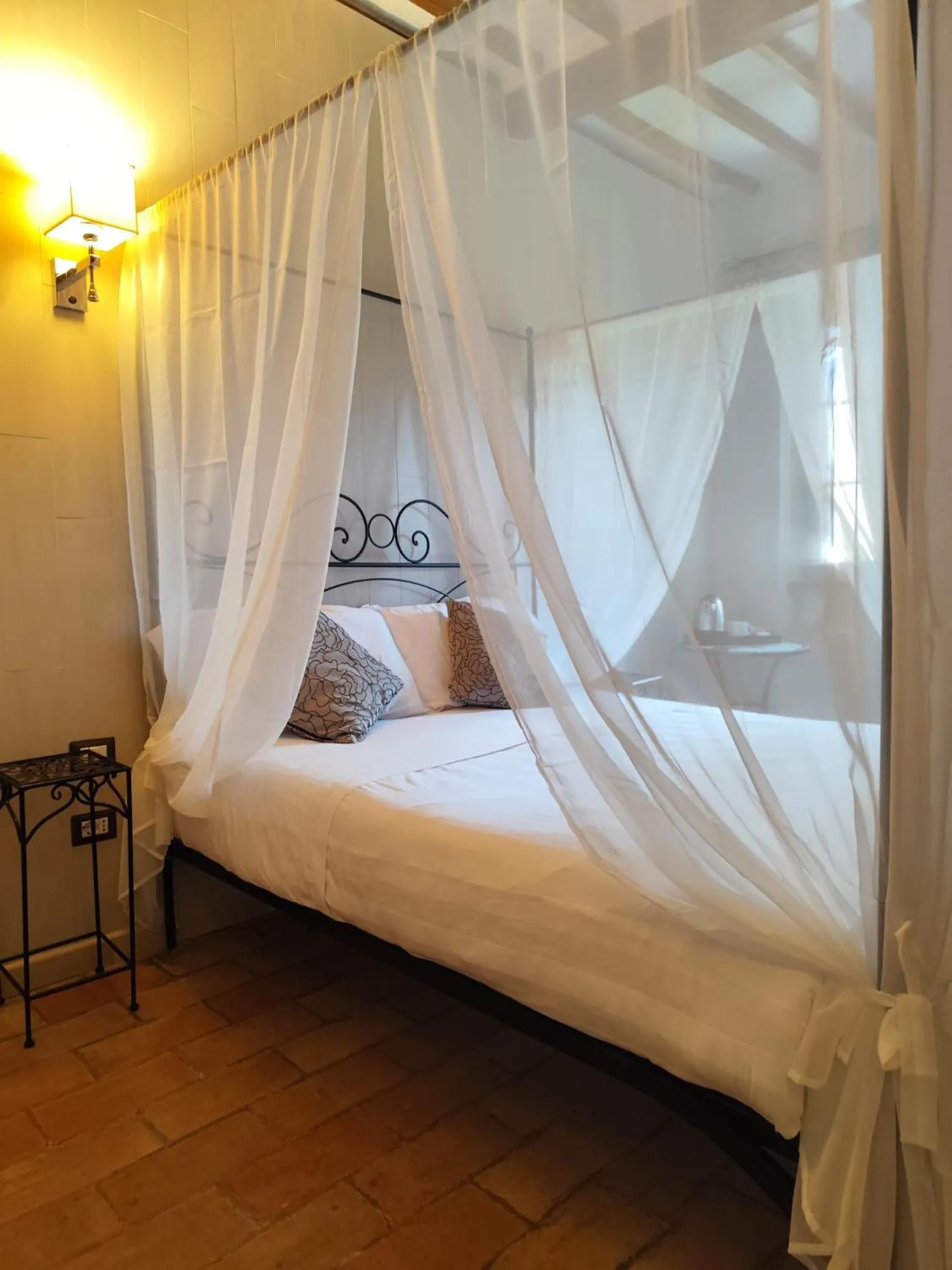 View (from property/room), Bed in Casa Grimaldi Hotel & Restaurant tre stelle S