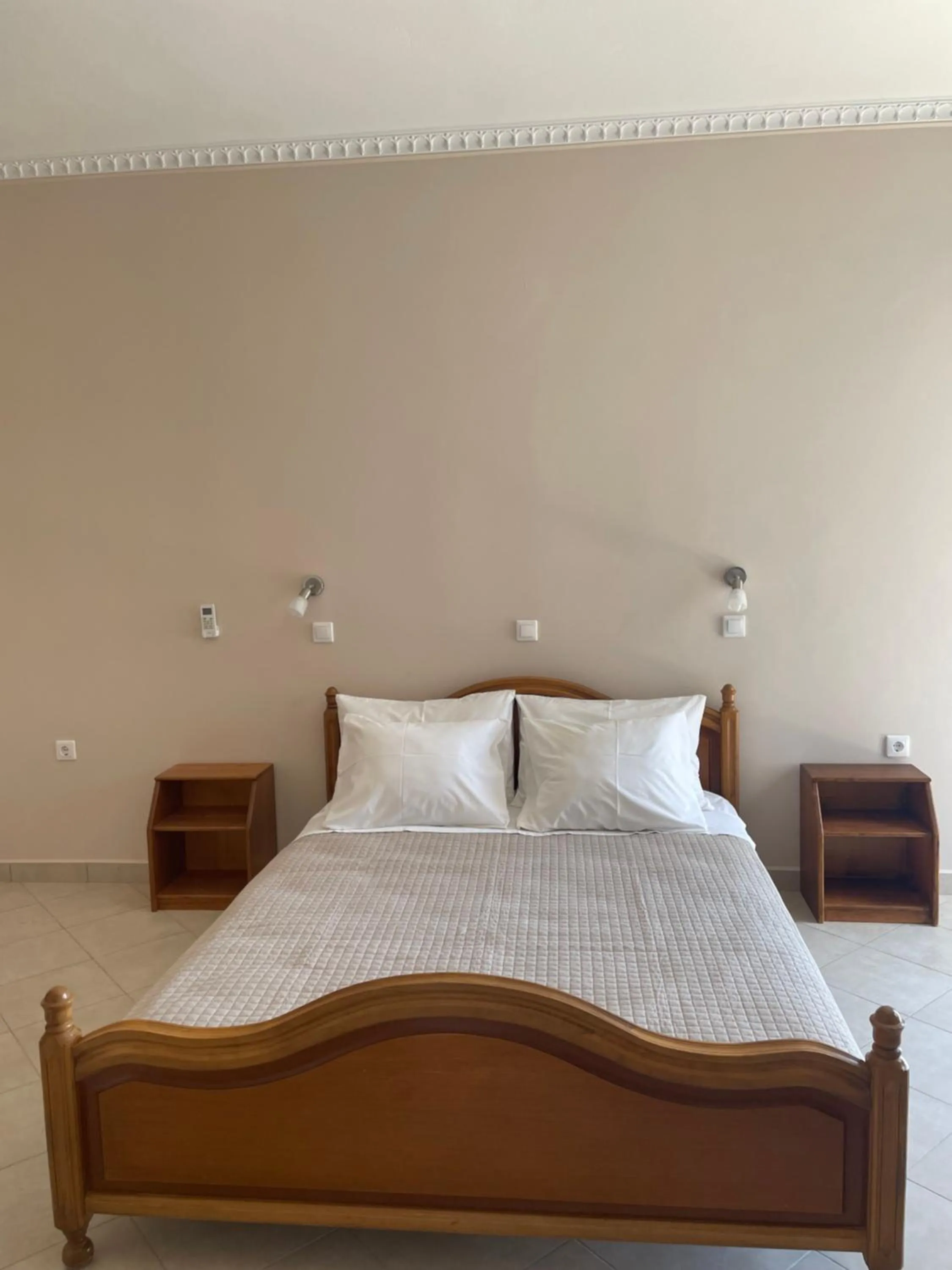 Bed in Hotel THE OLIVE TREE