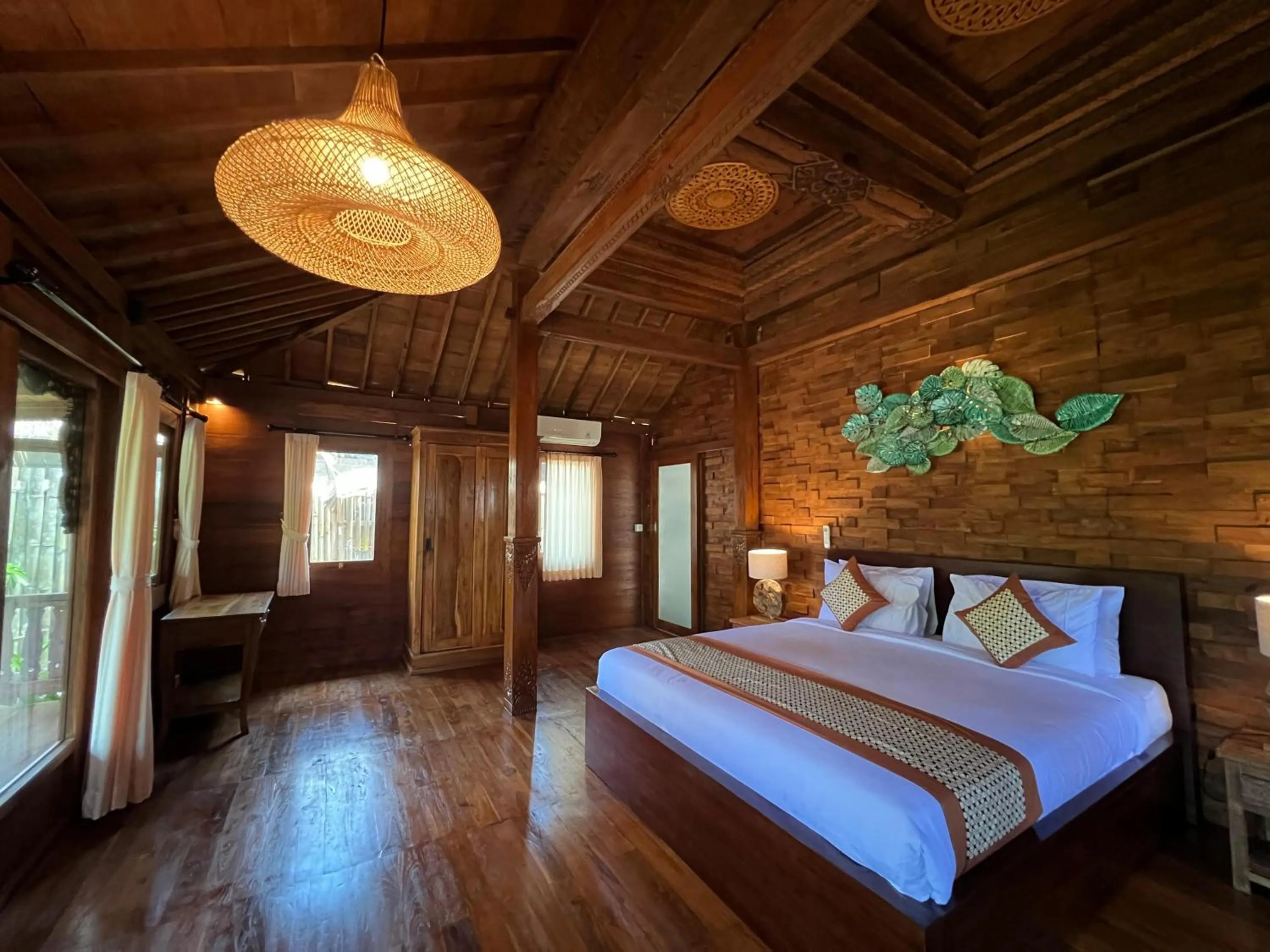 Villa with Garden View in Virani Villa
