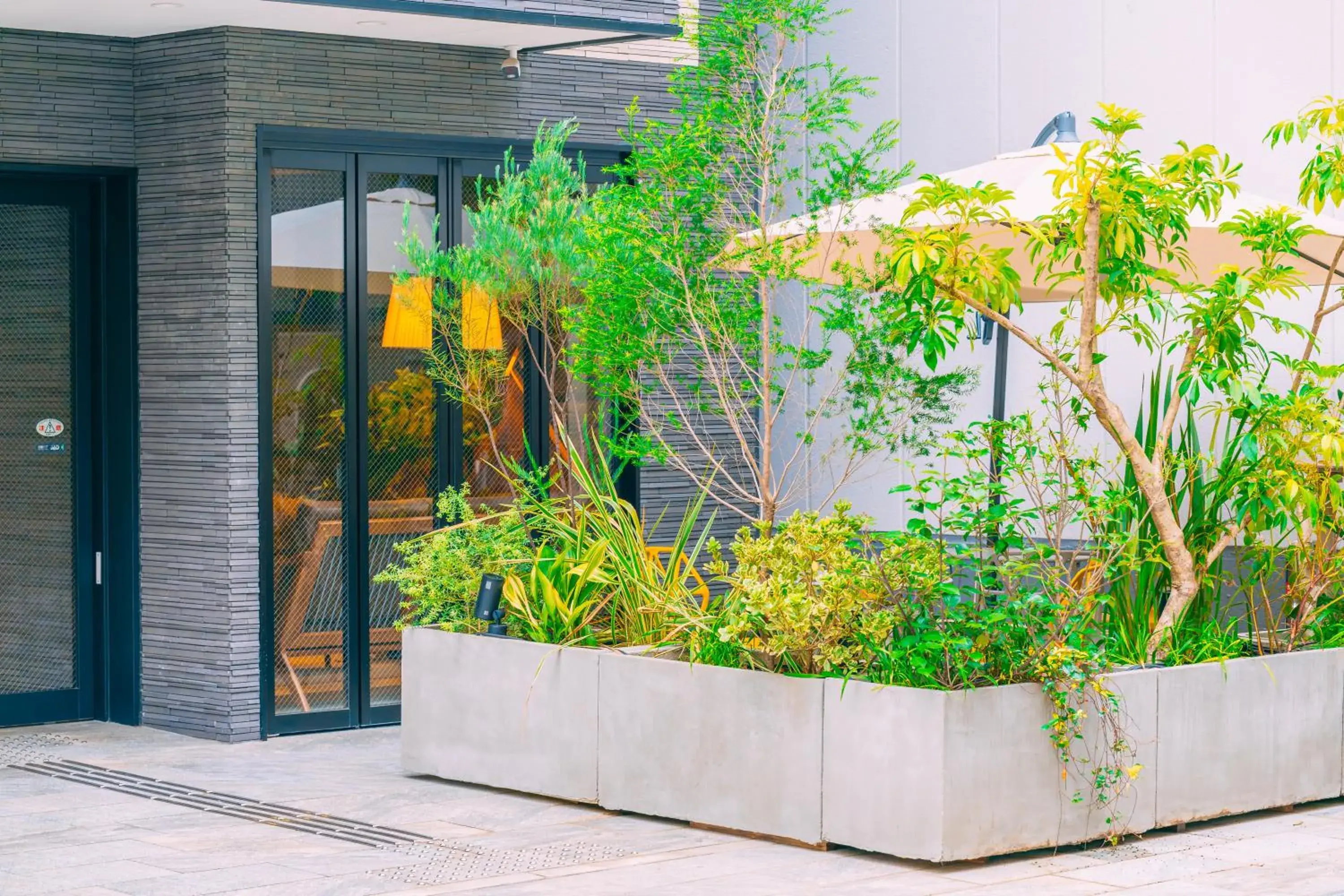 Property building in R Hotel Honmachi Property building in R Hotel Honmachi