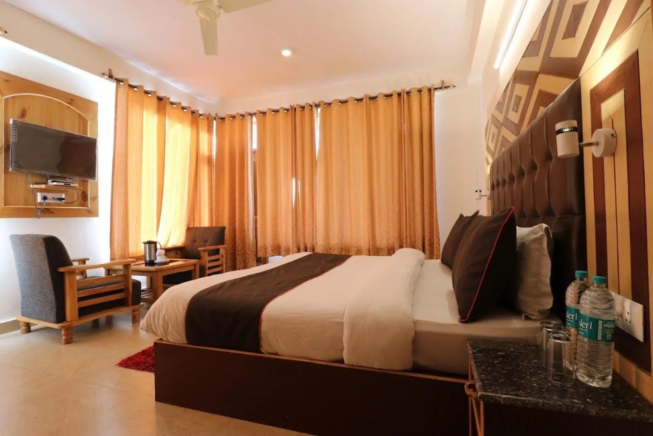 Bed in Hotel Neha Regency