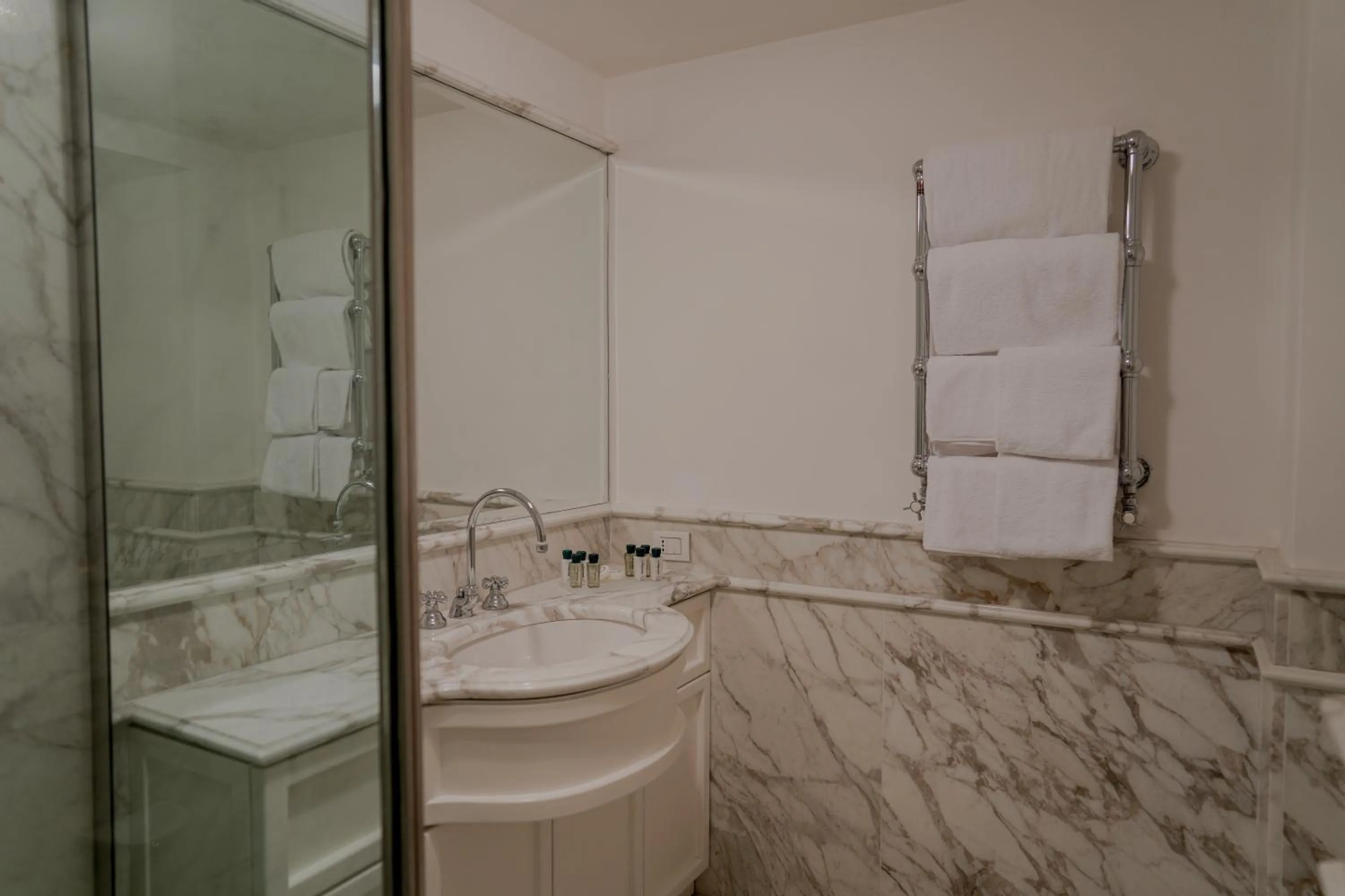 Bathroom in Màs Boutique Hotel Rome