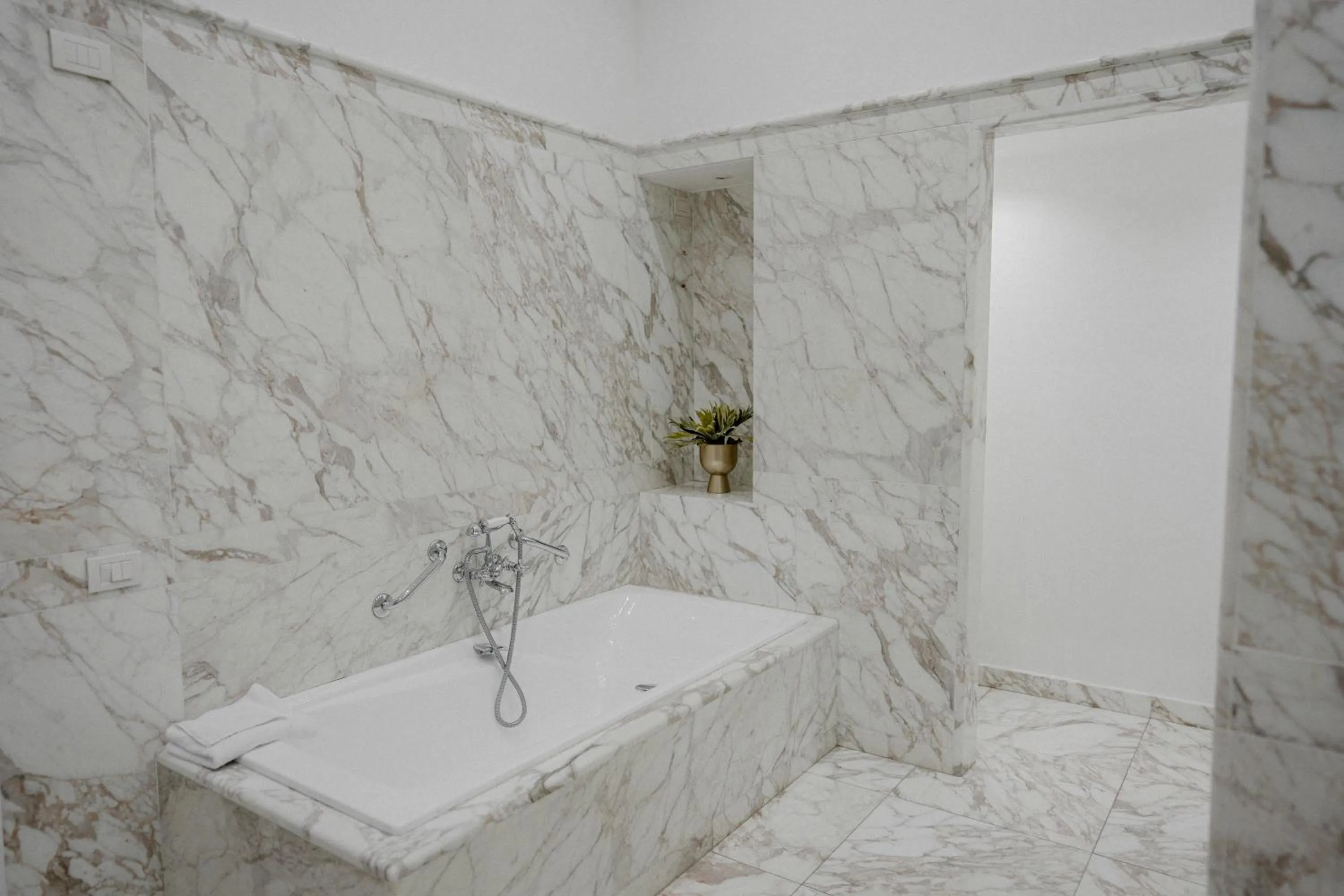 Bathroom in Màs Boutique Hotel Rome