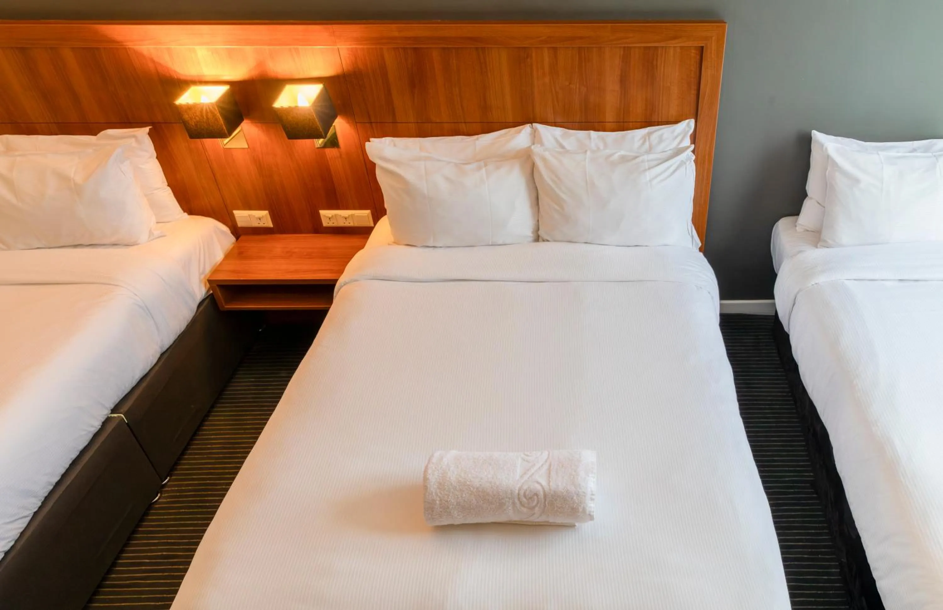 Bed in Holiday Inn Newcastle Gosforth Park by IHG