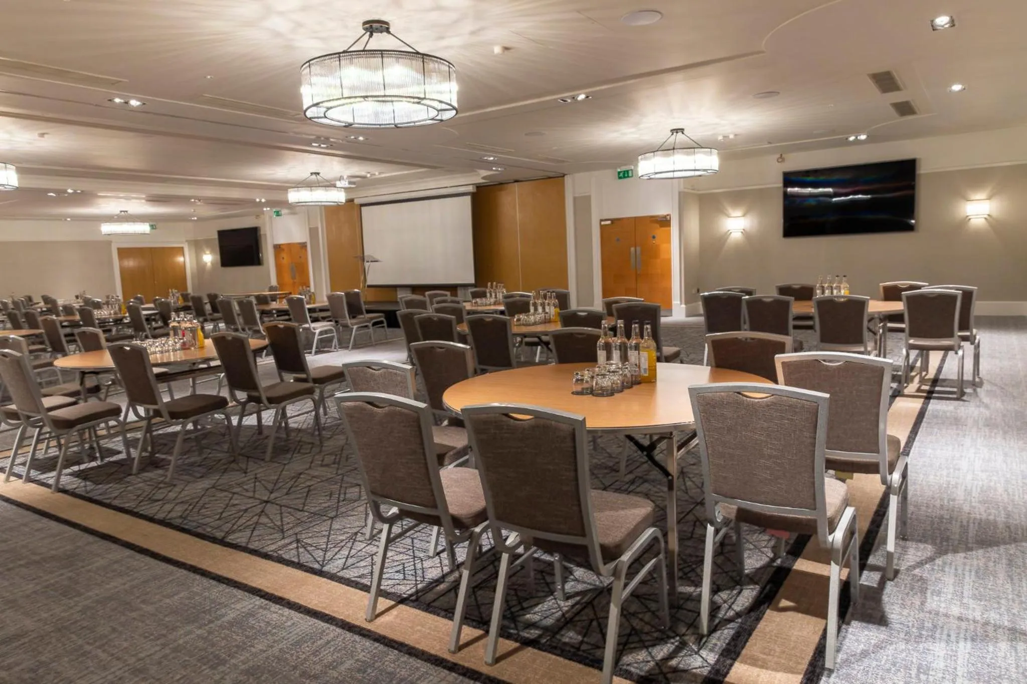 Meeting/conference room in Holiday Inn Newcastle Gosforth Park by IHG