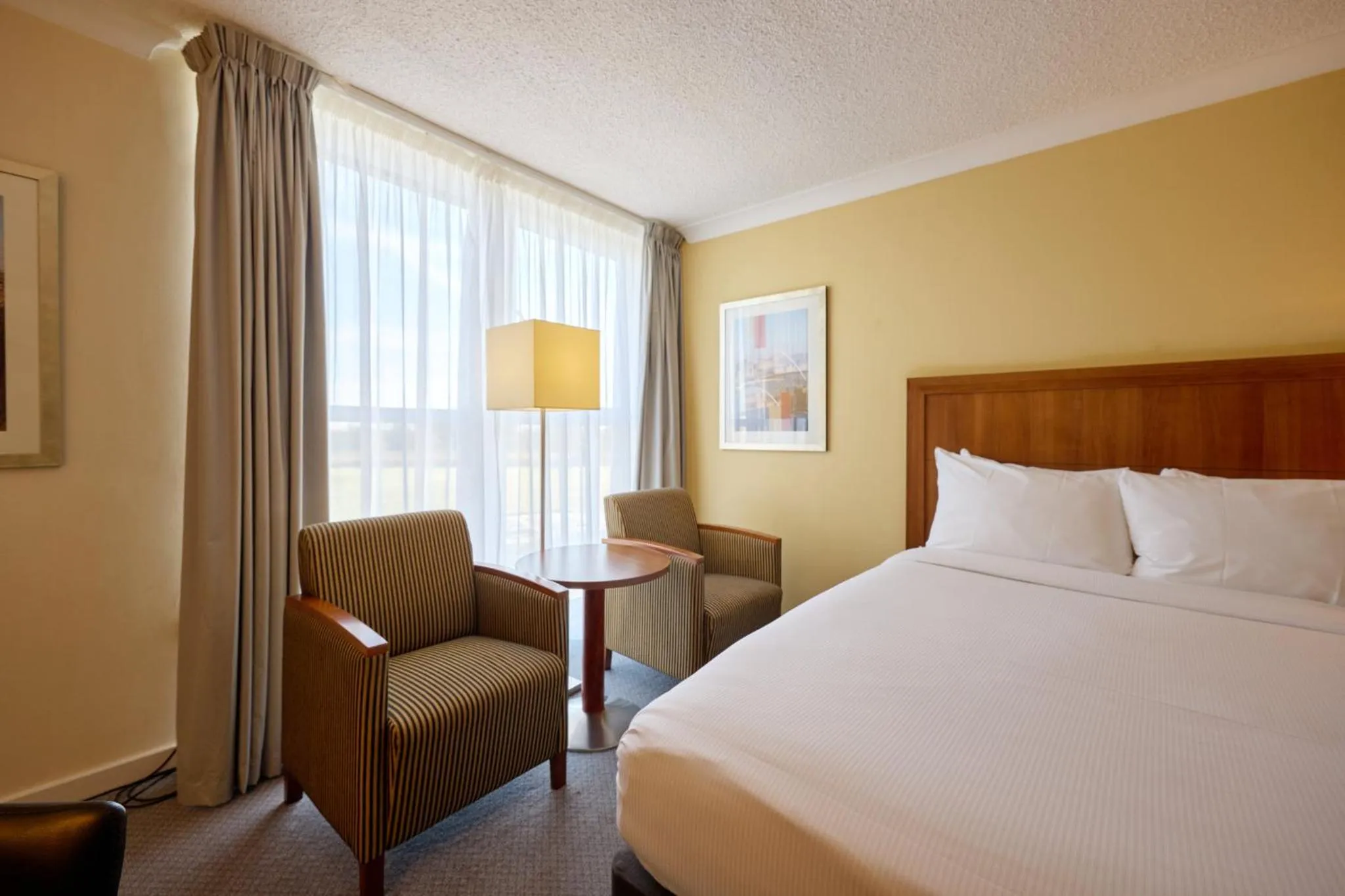 Photo of the whole room, Bed in Holiday Inn Newcastle Gosforth Park by IHG