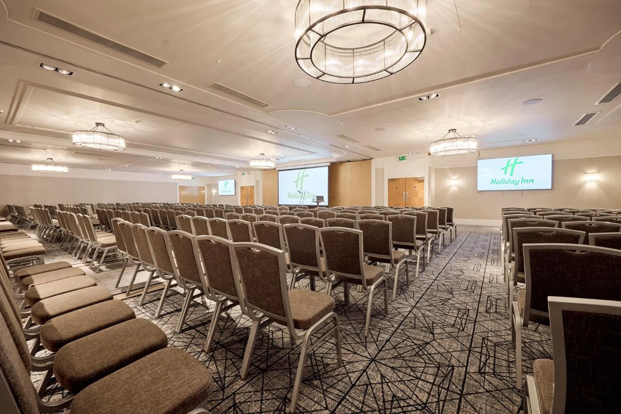 Meeting/conference room in Holiday Inn Newcastle Gosforth Park by IHG