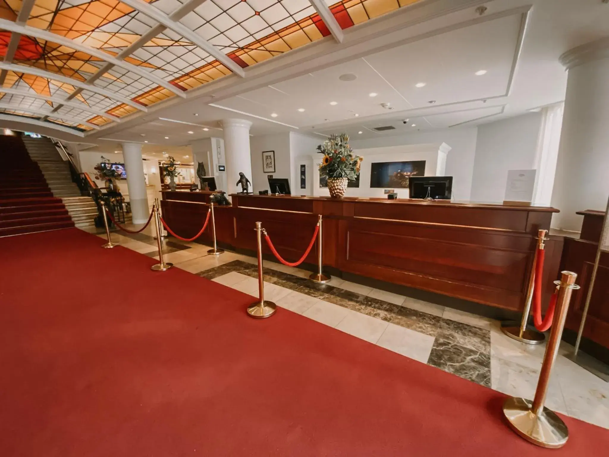 Lobby or reception in Grand Hotel Amrâth Kurhaus The Hague Scheveningen Lobby or reception in Grand Hotel Amrâth Kurhaus The Hague Scheveningen