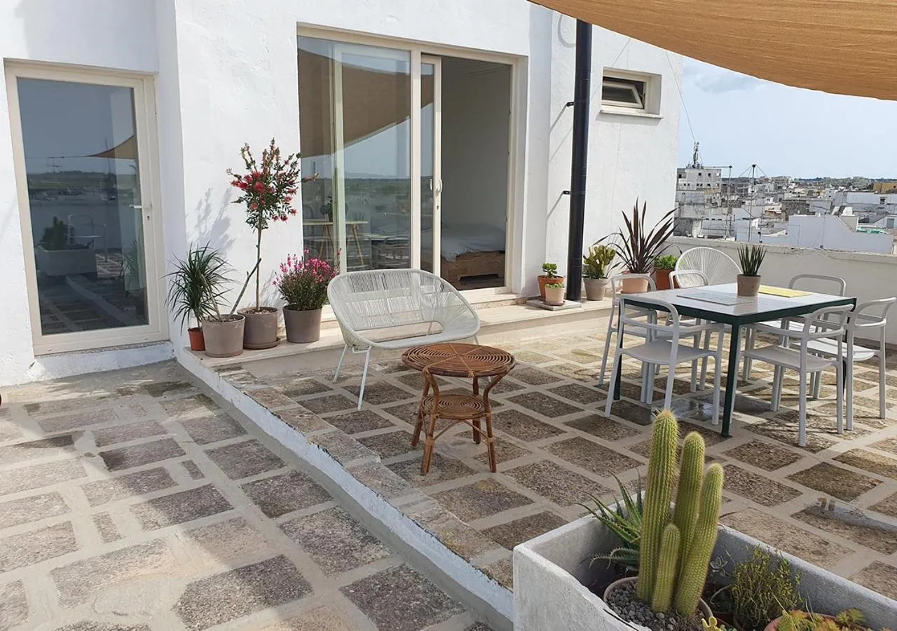 Grande casa con terrazza al centro di Nardò
