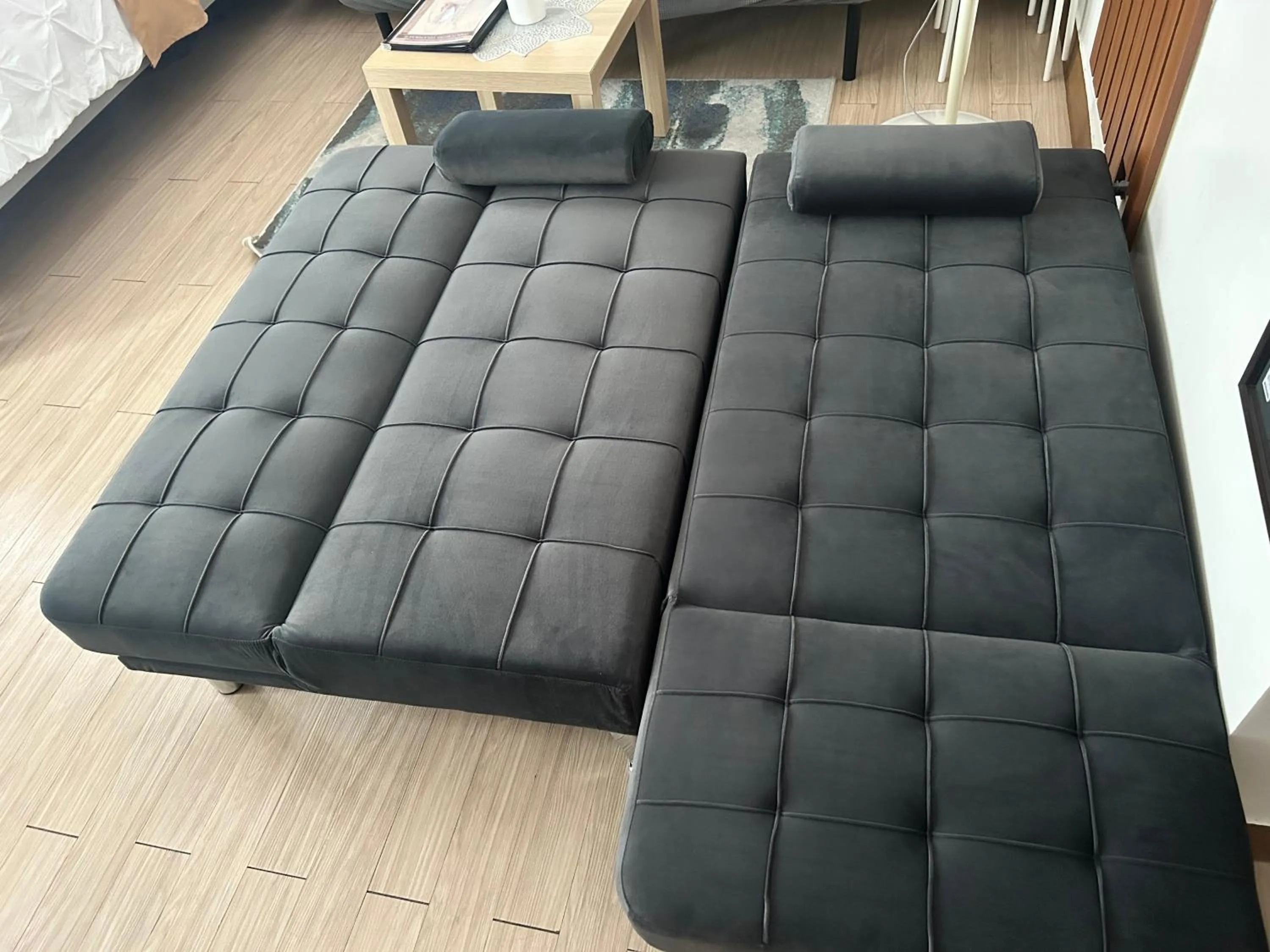 Seating area in Cozy Belle Suite Relaxing Place at SMDC Hope Residences