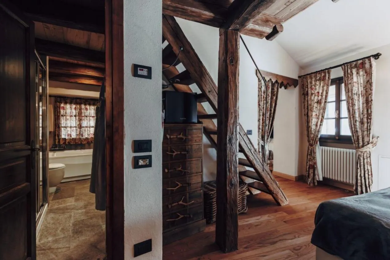 Bedroom, Bed in Locanda La Brenva - Estella Hotel Collection & Experience