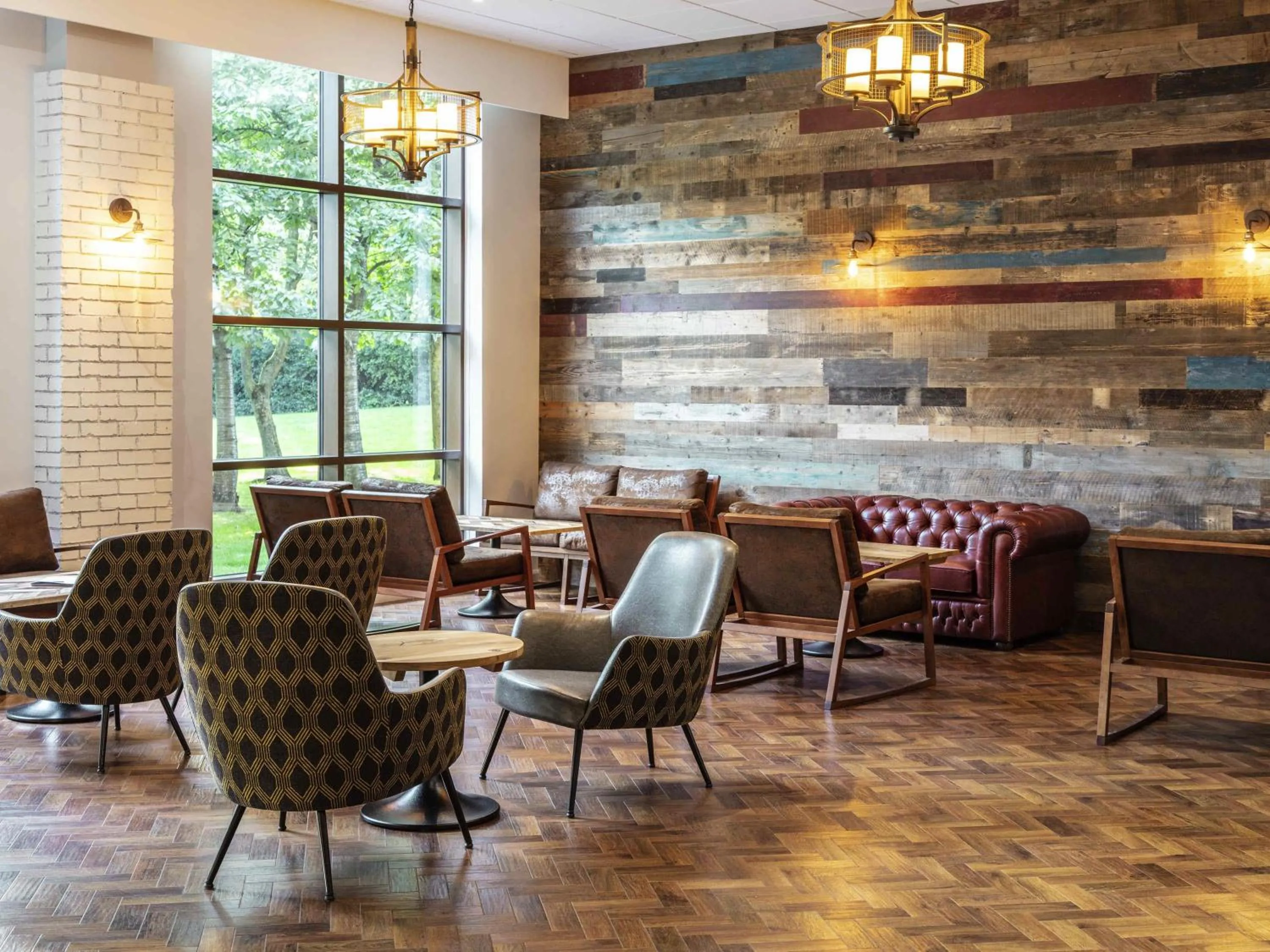 Lounge or bar in Novotel Newcastle Airport