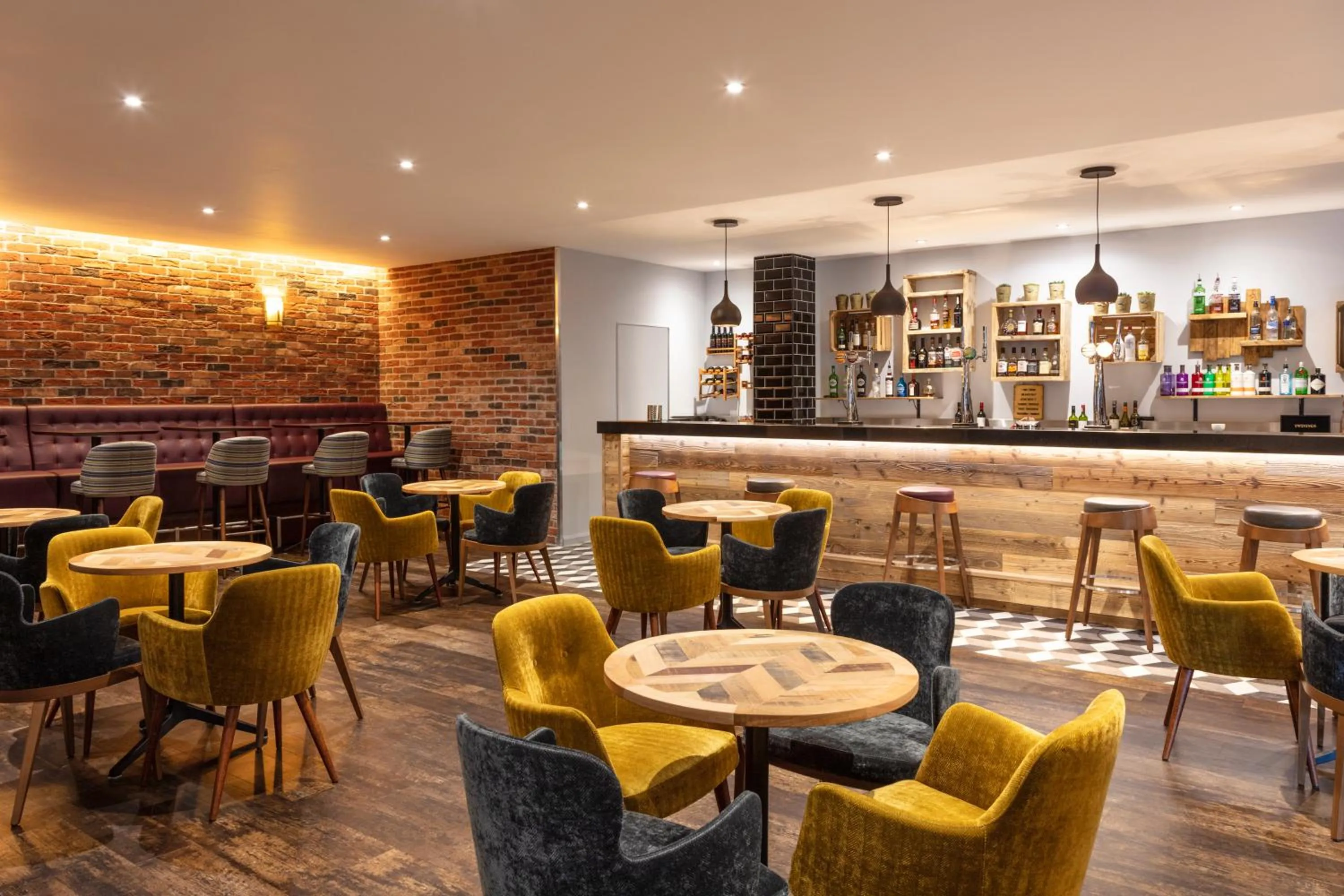 Lounge or bar in Novotel Newcastle Airport