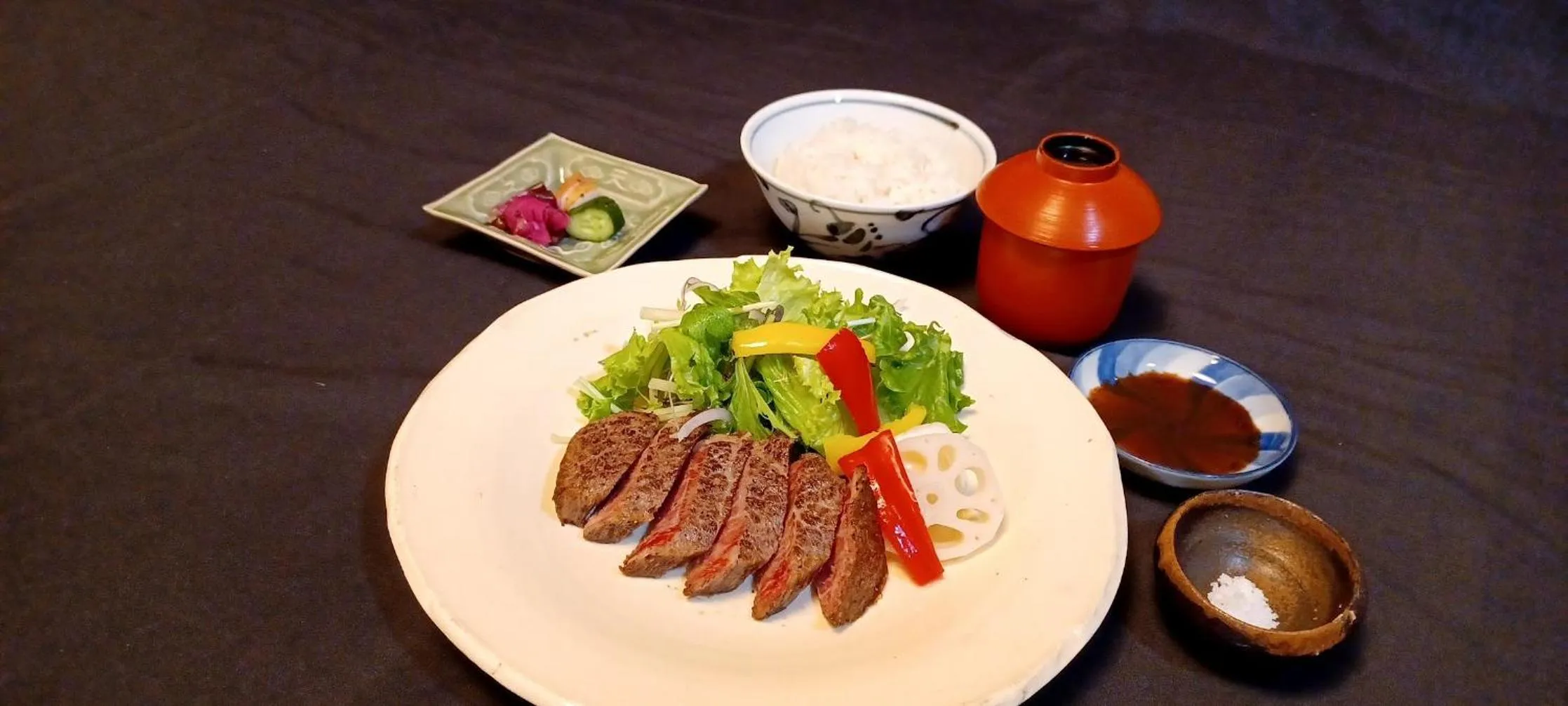 Food and drinks in Fukiya Ryokan