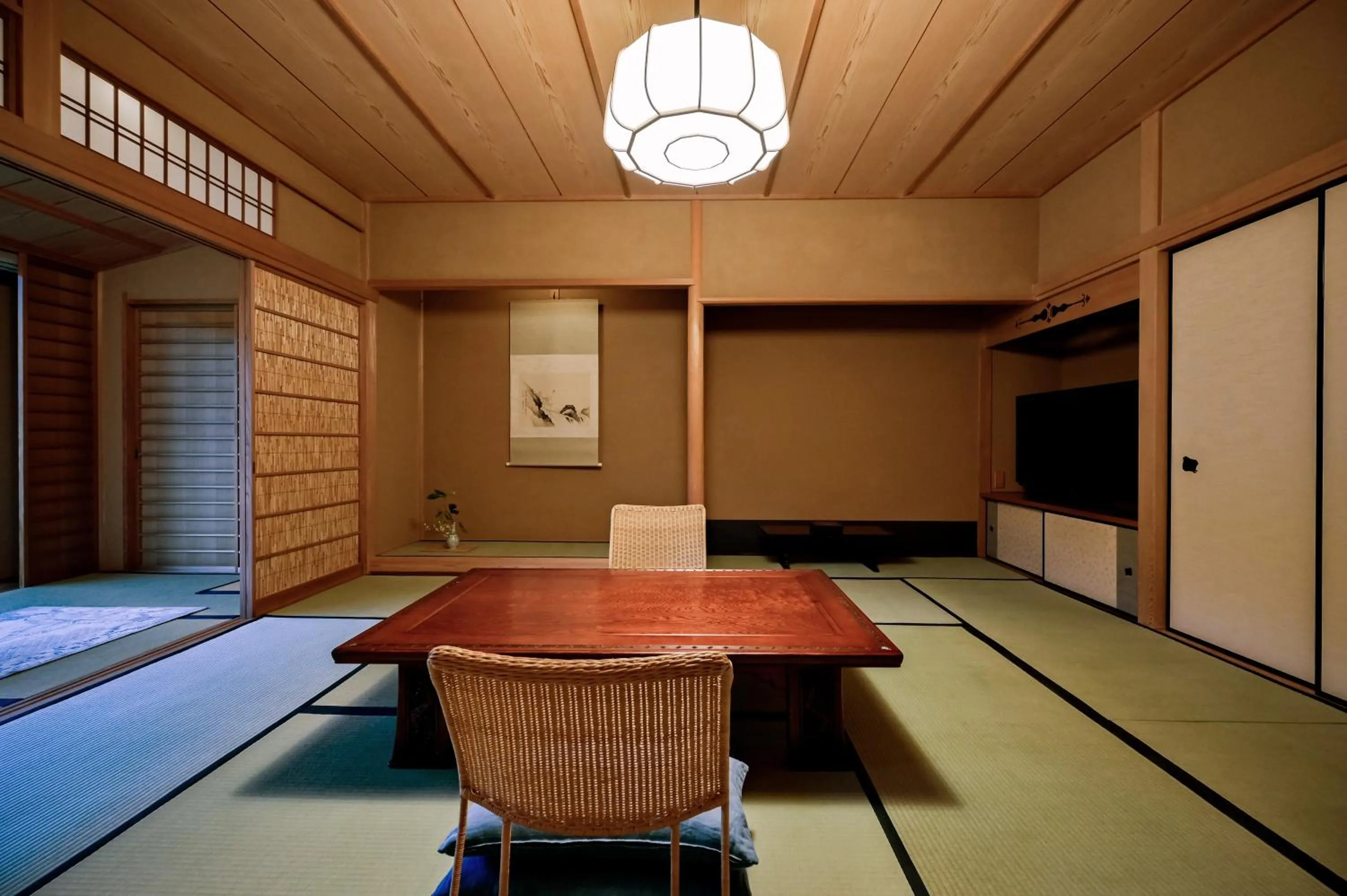 Living room in Fukiya Ryokan