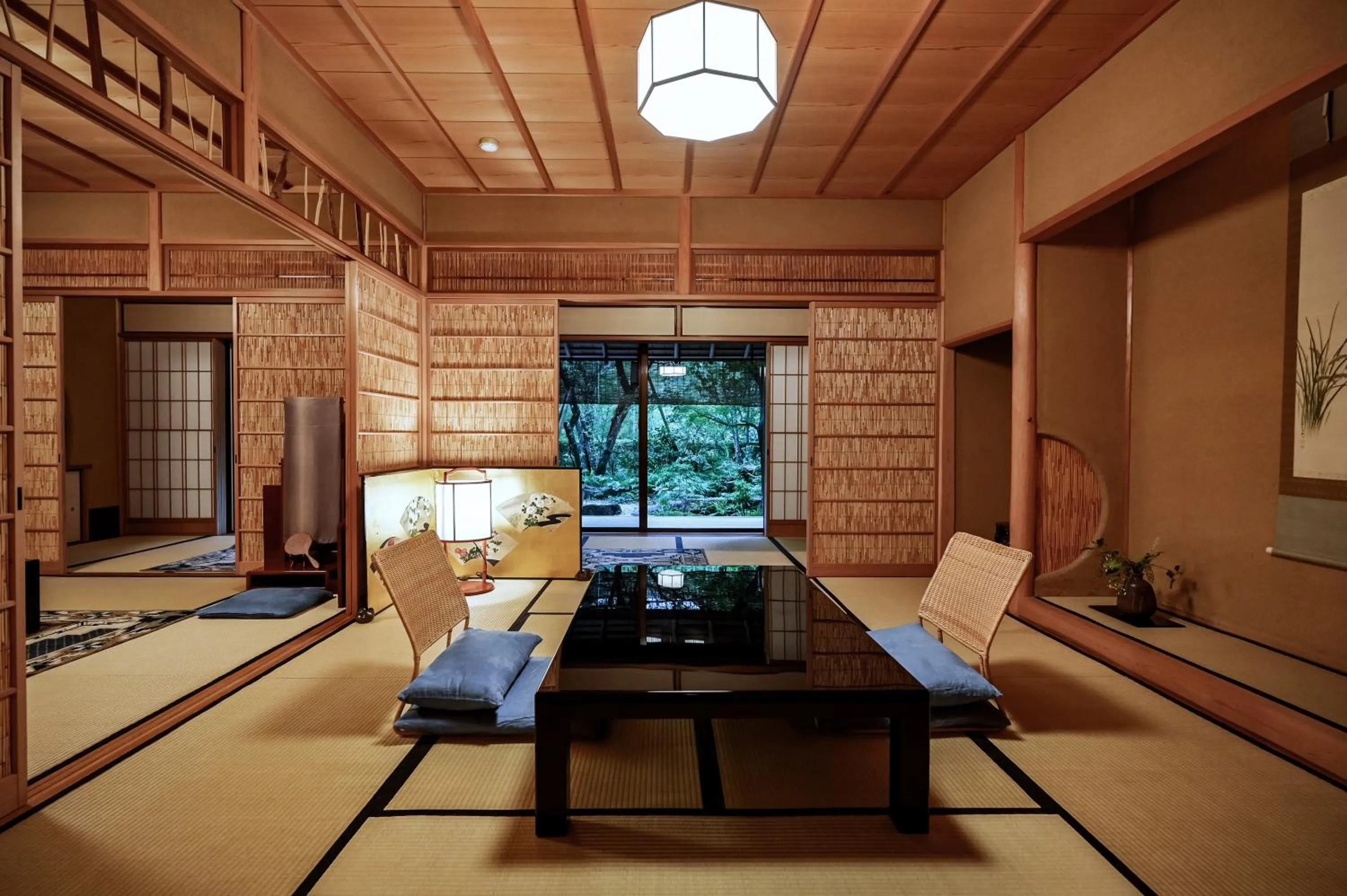 Living room in Fukiya Ryokan