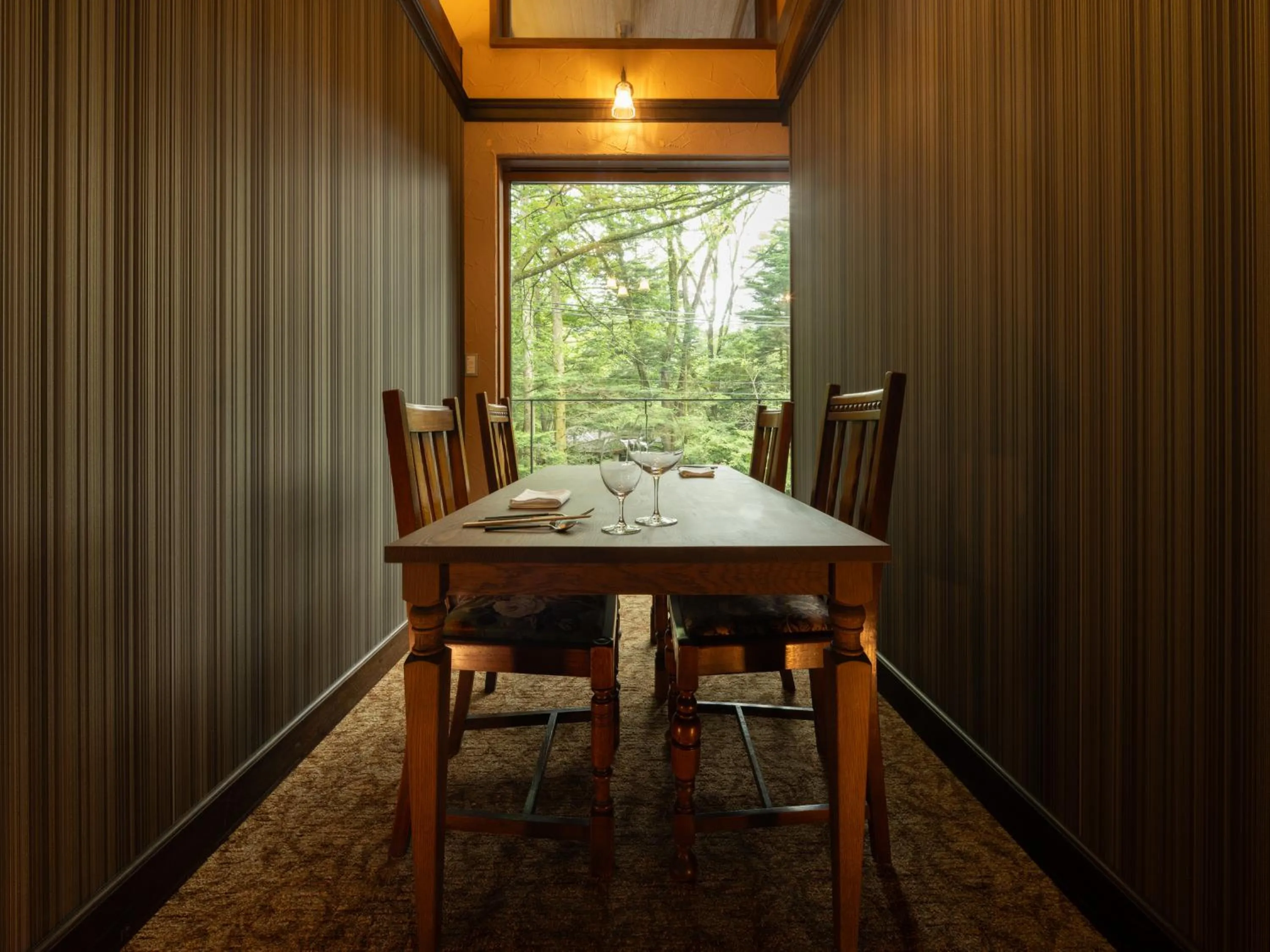 Restaurant/places to eat in LONGINGHOUSE Kyukaruizawa Suwanomori