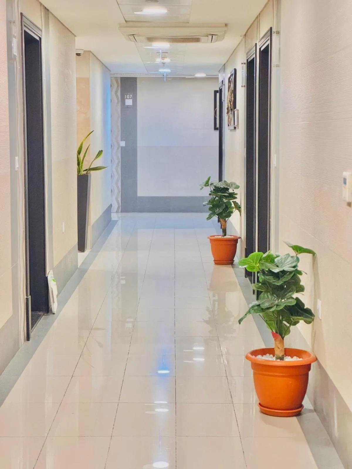 Property building in New Dream Plaza Hotel Apartment