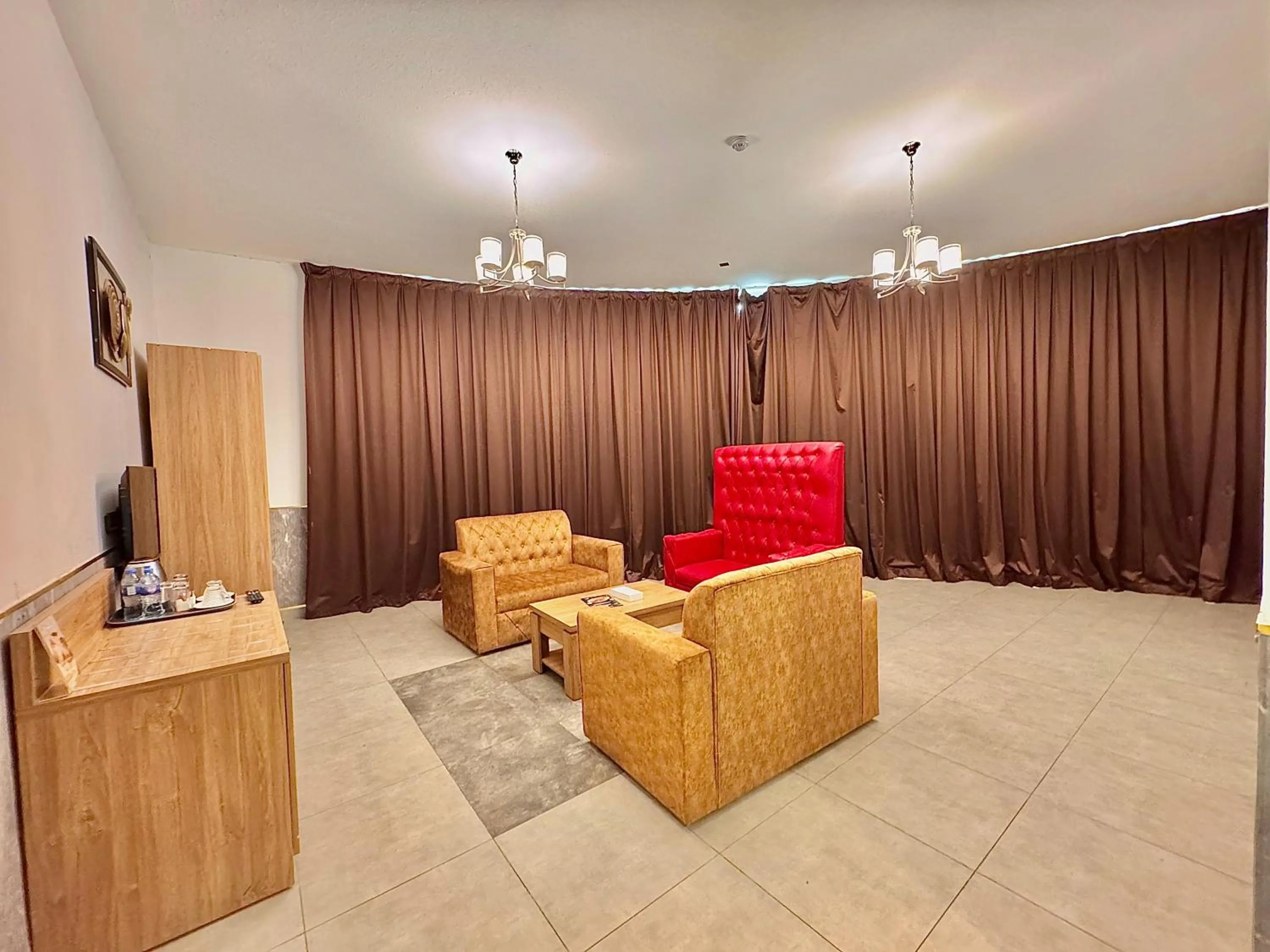 Living room in New Dream Plaza Hotel Apartment