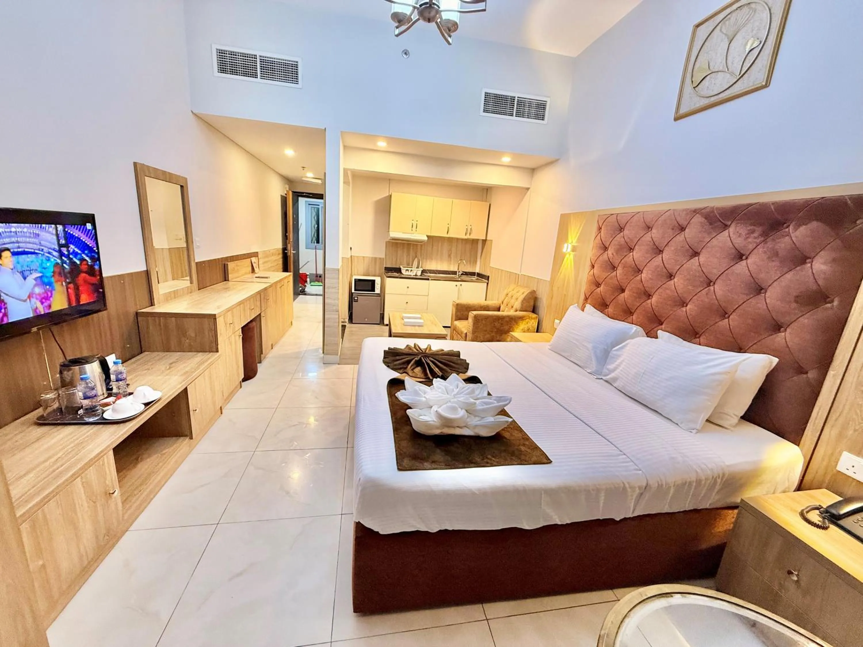 View (from property/room), Bed in New Dream Plaza Hotel Apartment