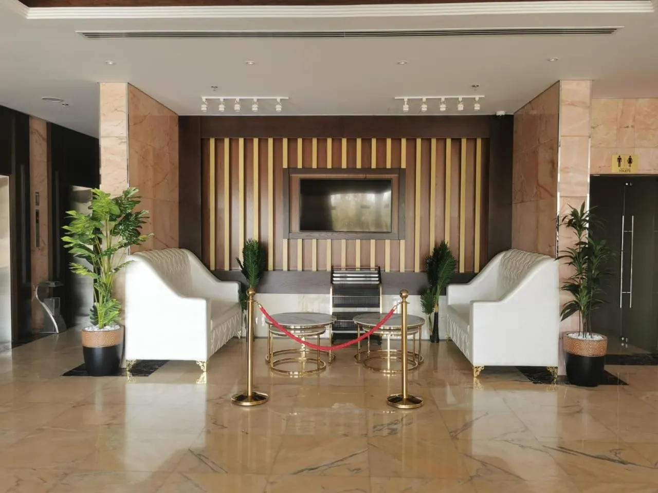 Lobby or reception in New Dream Plaza Hotel Apartment