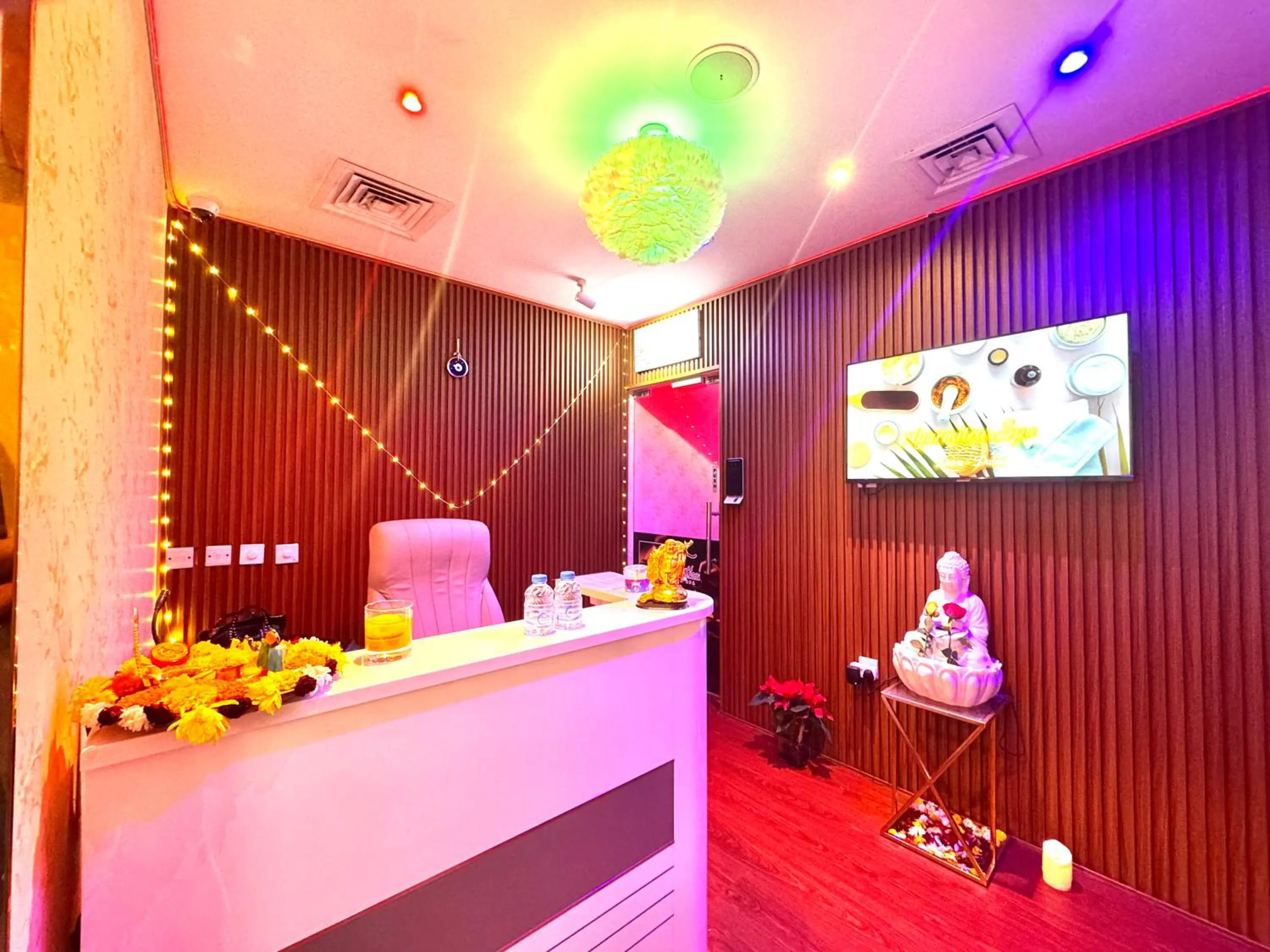 Massage in New Dream Plaza Hotel Apartment