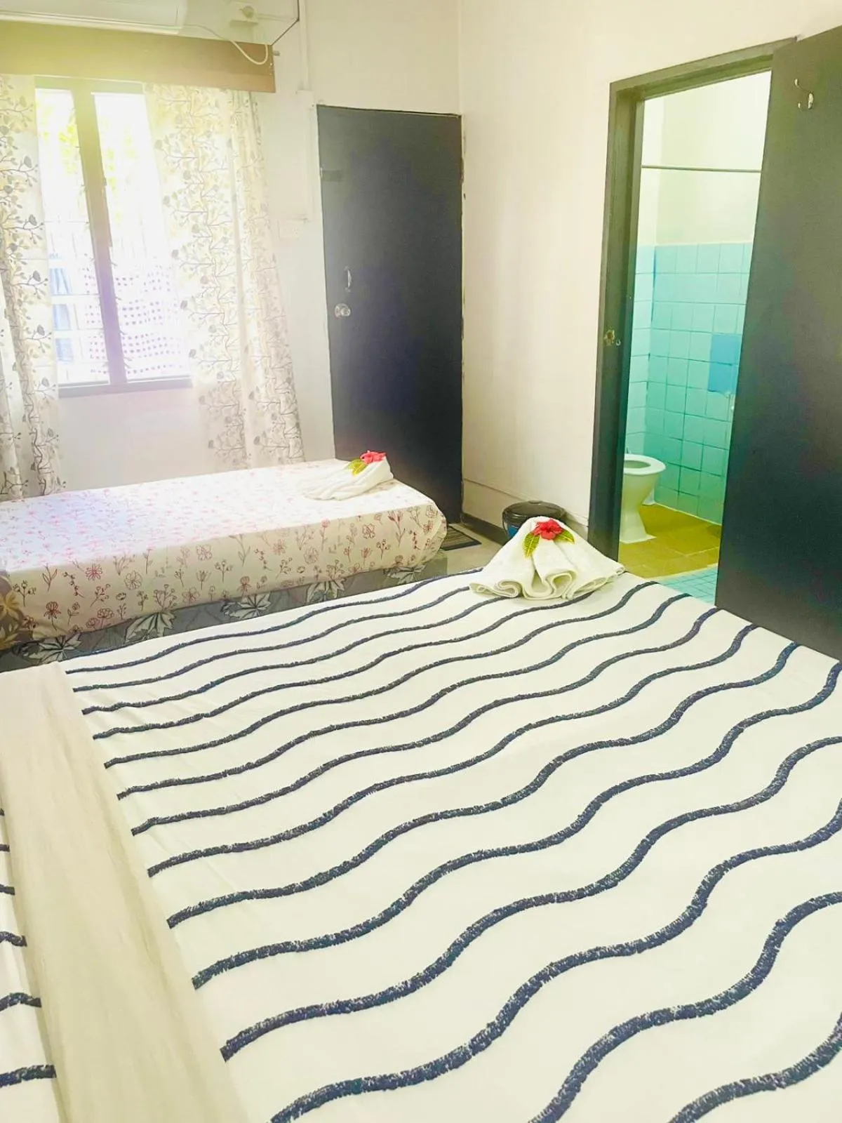 Photo of the whole room, Bed in The Ideal Bed & Breakfast