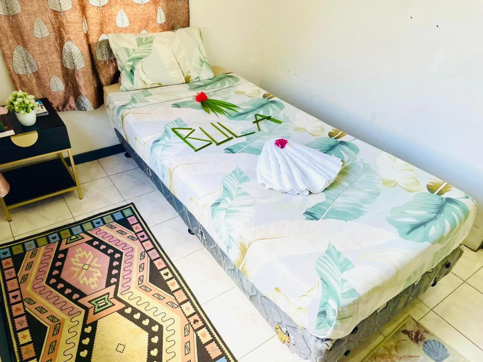 Photo of the whole room, Bed in The Ideal Bed & Breakfast