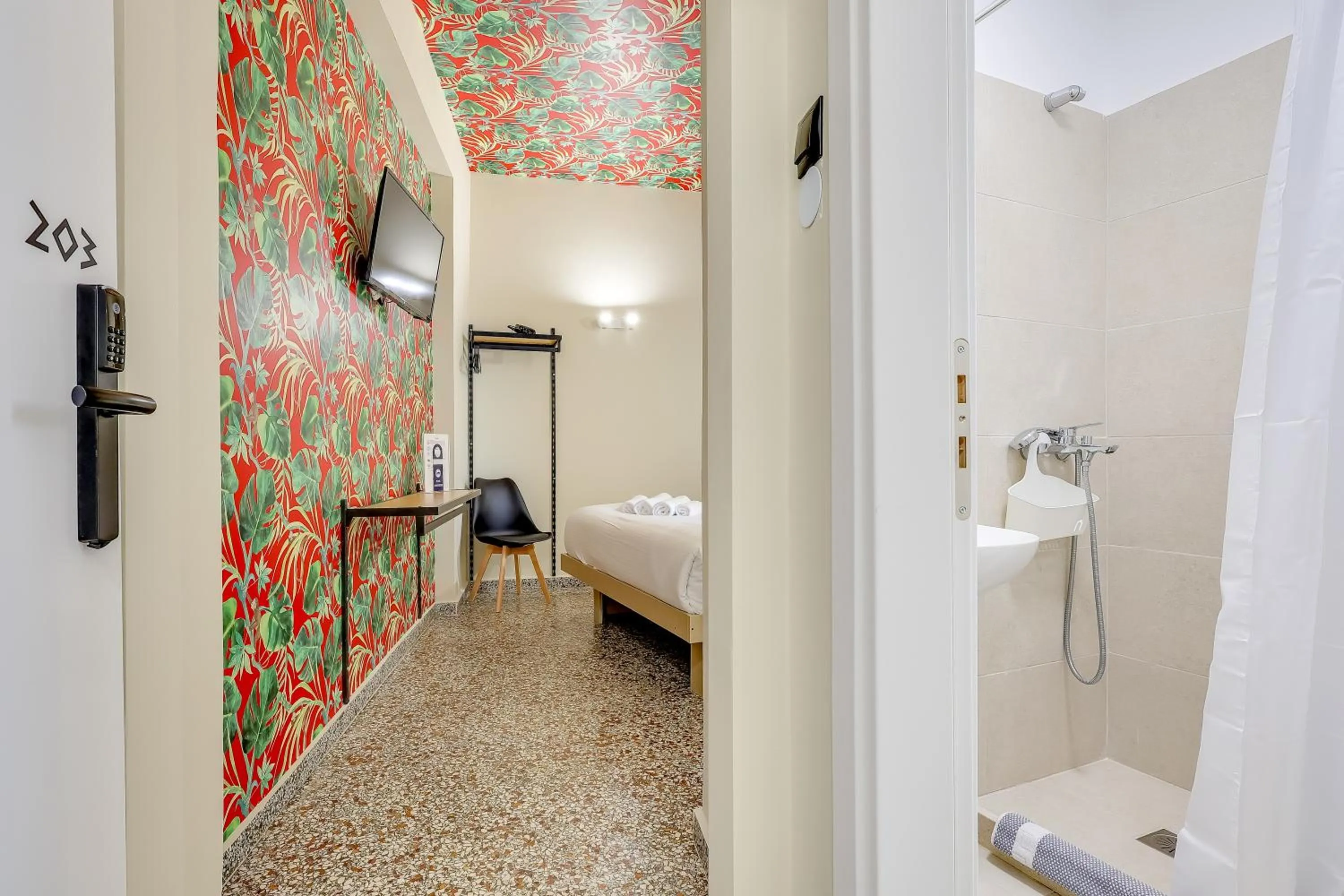 Decorative detail, Bed in 7ATHENS