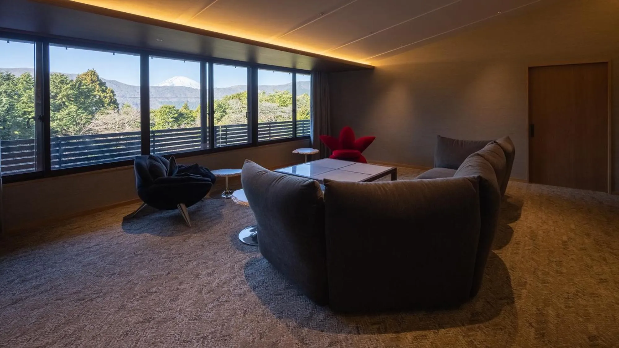 Photo of the whole room in Sengokubara COCON