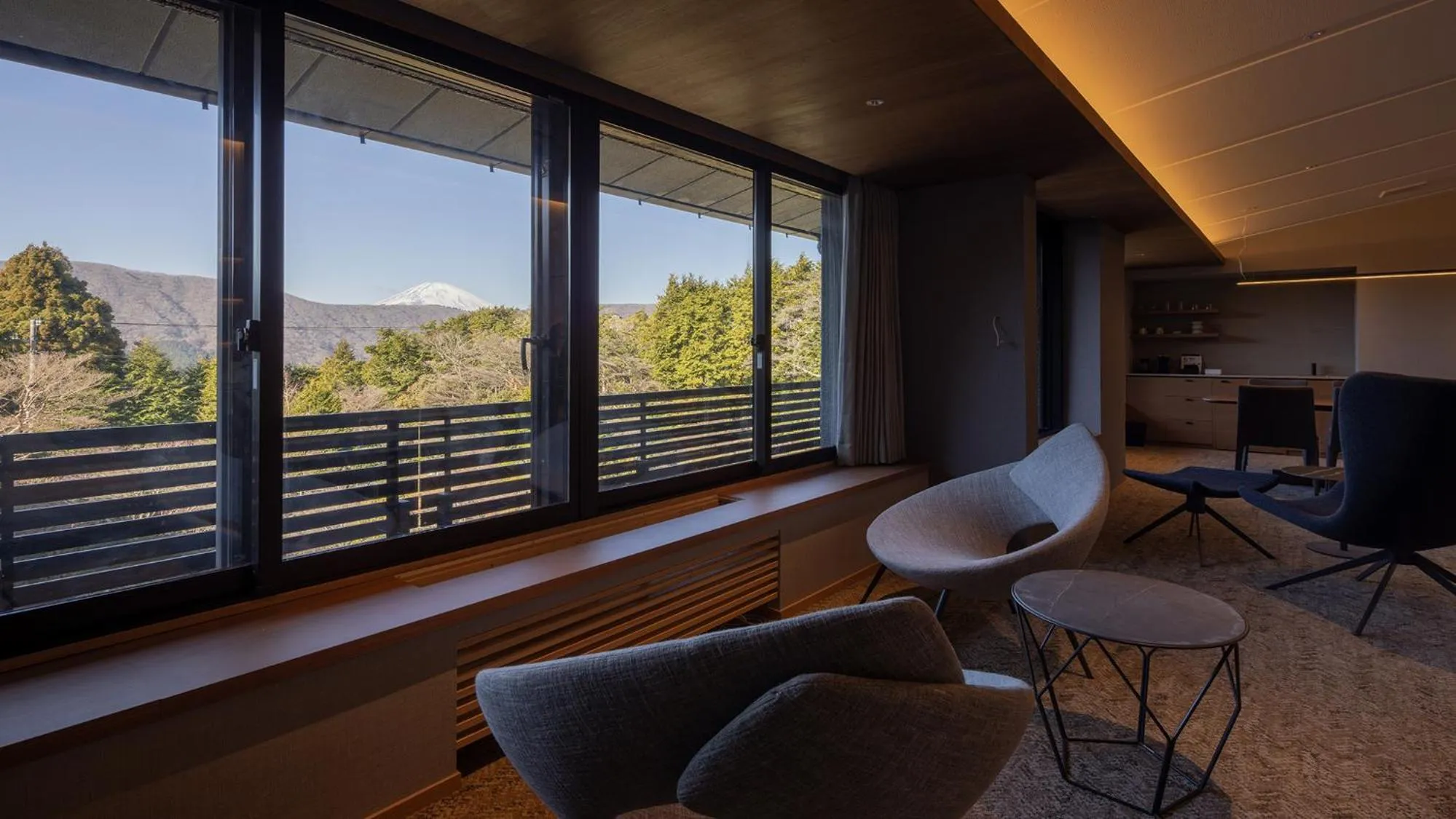 Photo of the whole room in Sengokubara COCON