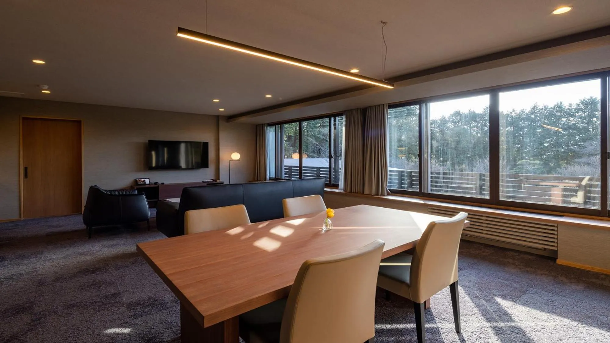 Photo of the whole room in Sengokubara COCON