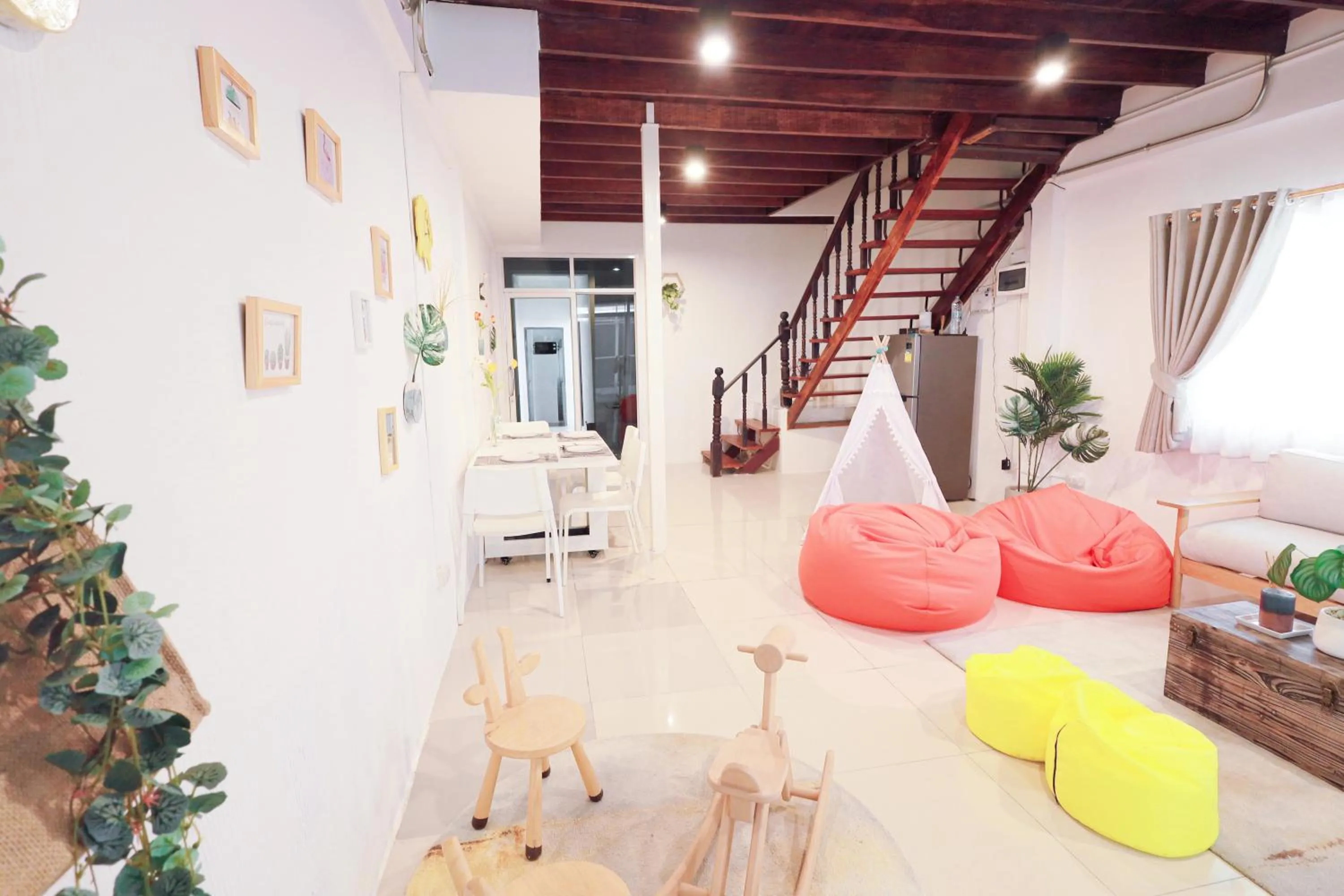 Ratchada Retreat Villa 2