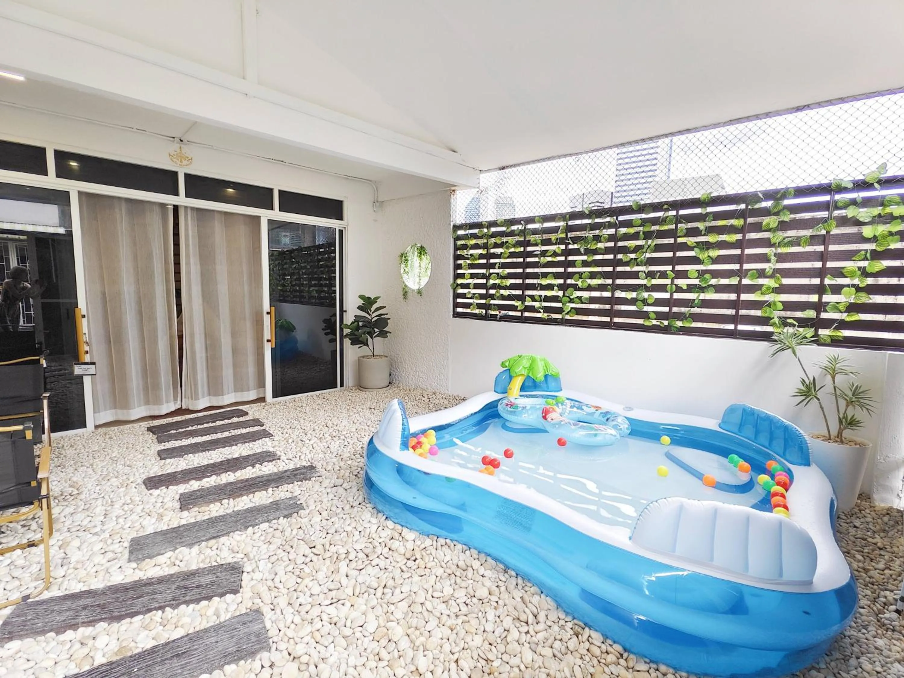 Ratchada Retreat Villa 2