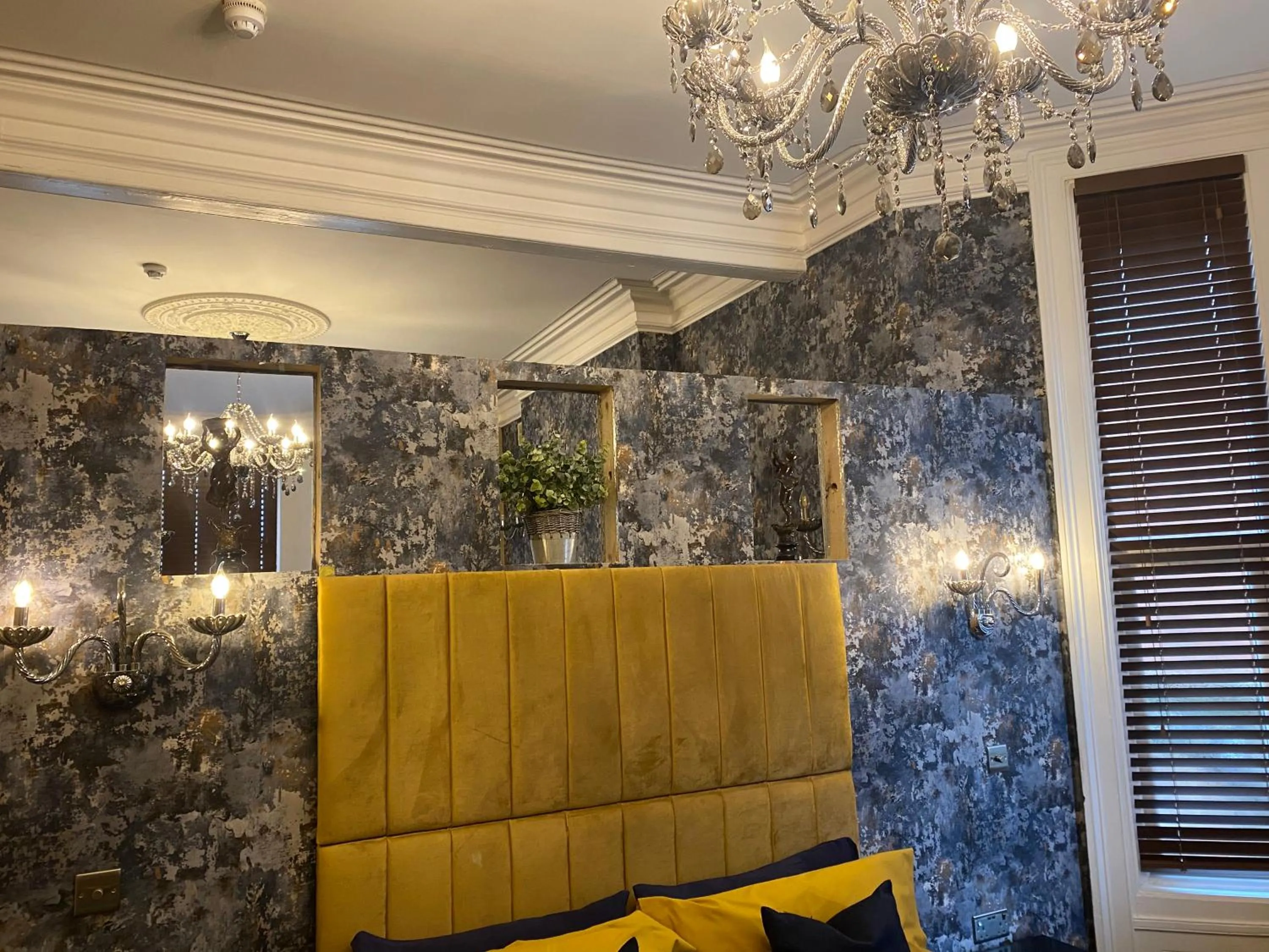 Bed in The New Talbot Hotel