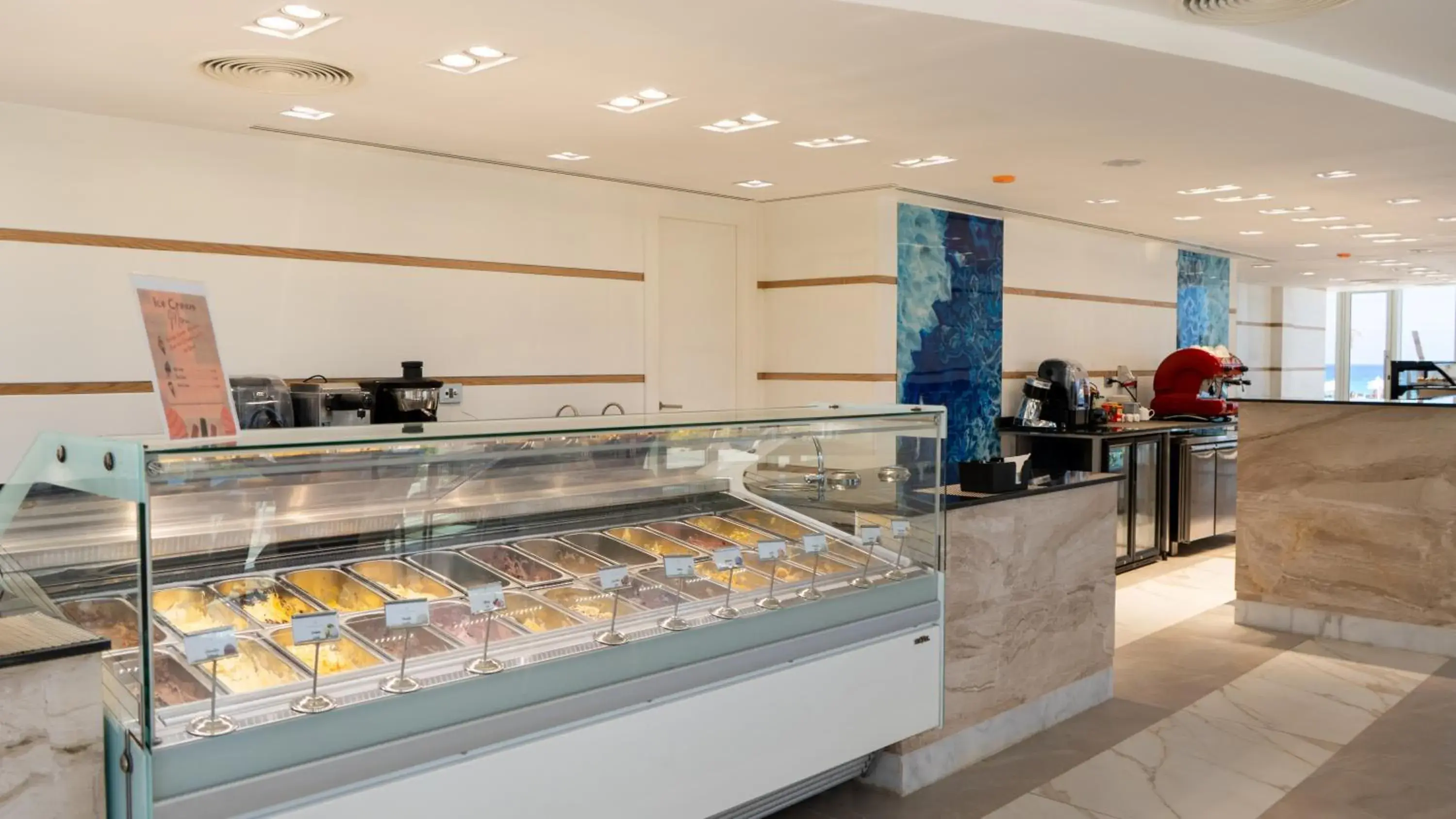 Food in Cleopatra Sidi Heneish Food in Cleopatra Sidi Heneish