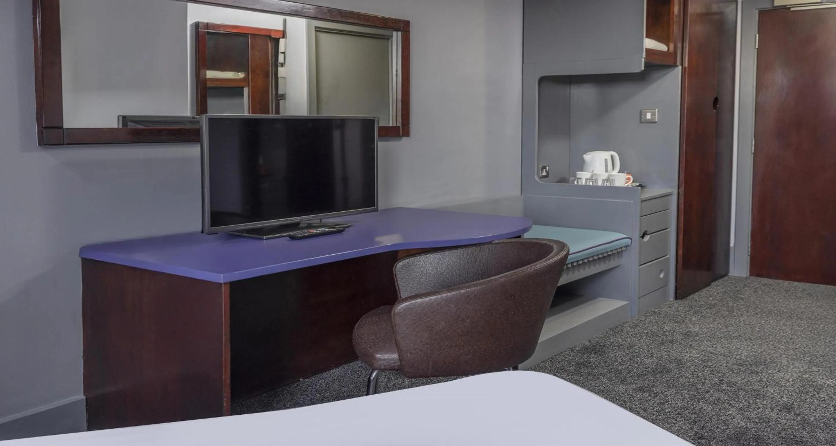 Bedroom in Best Western Sheffield City Hotel