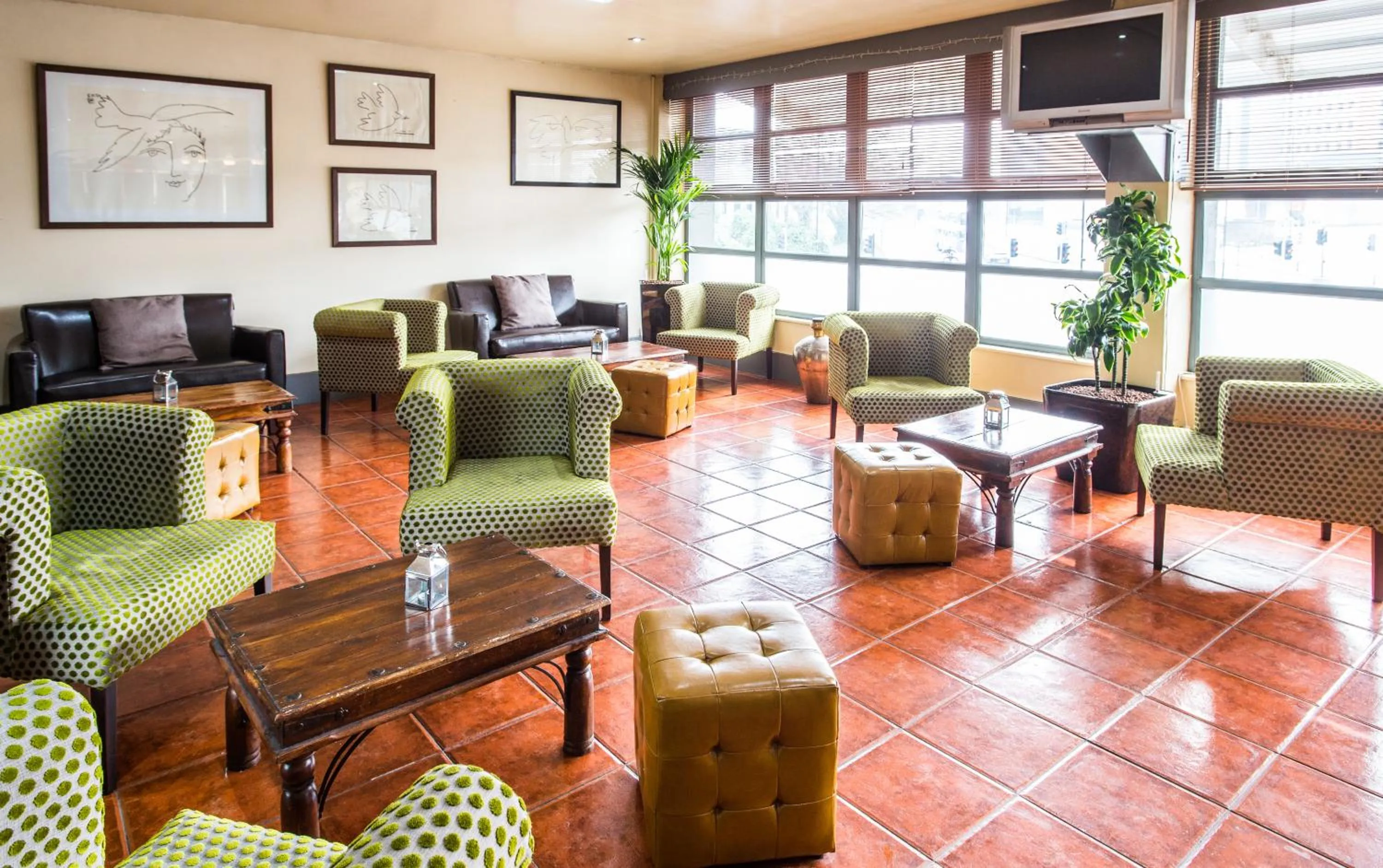 TV and multimedia in Best Western Sheffield City Hotel