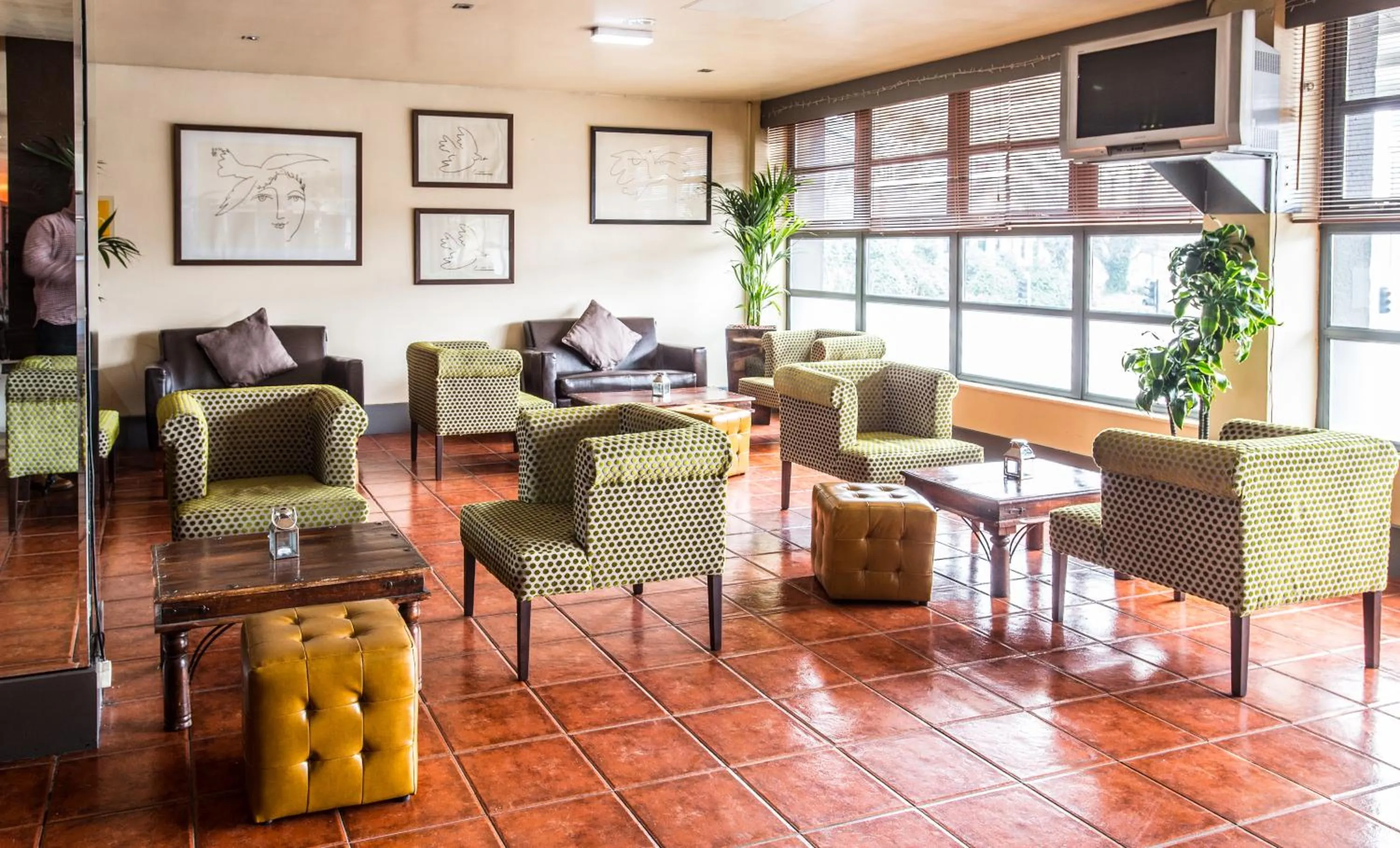 TV and multimedia in Best Western Sheffield City Hotel