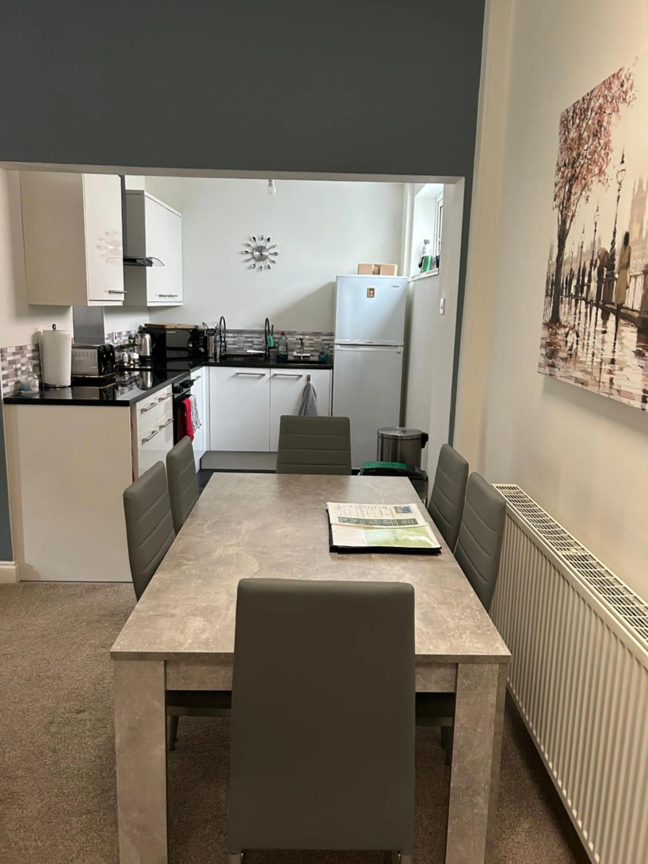 The Long Hall 2 bed ground floor annexed apartment - sleeps 6